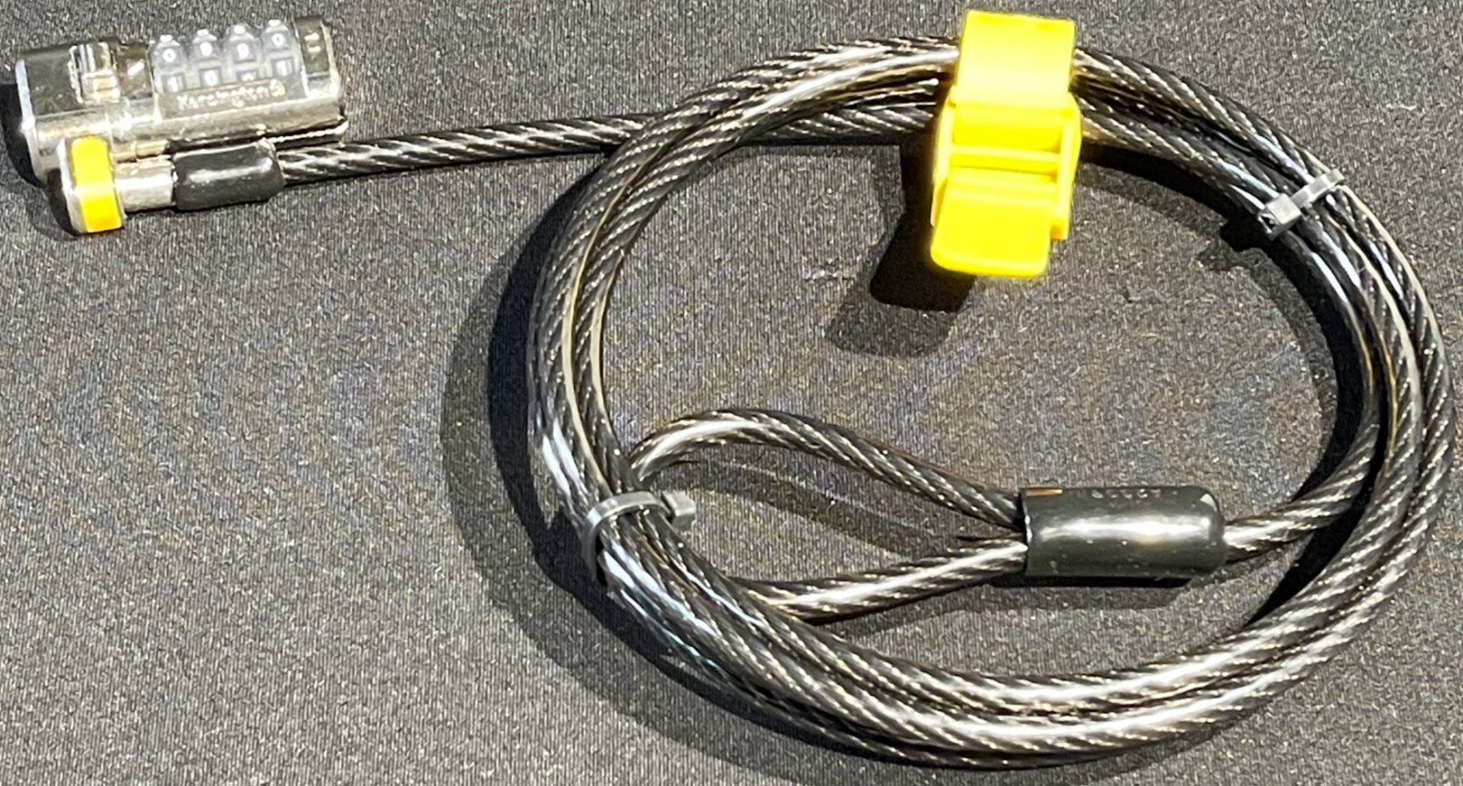 Kensington ClickSafe Master Coded Combination Laptop Cable Lock / K64679US