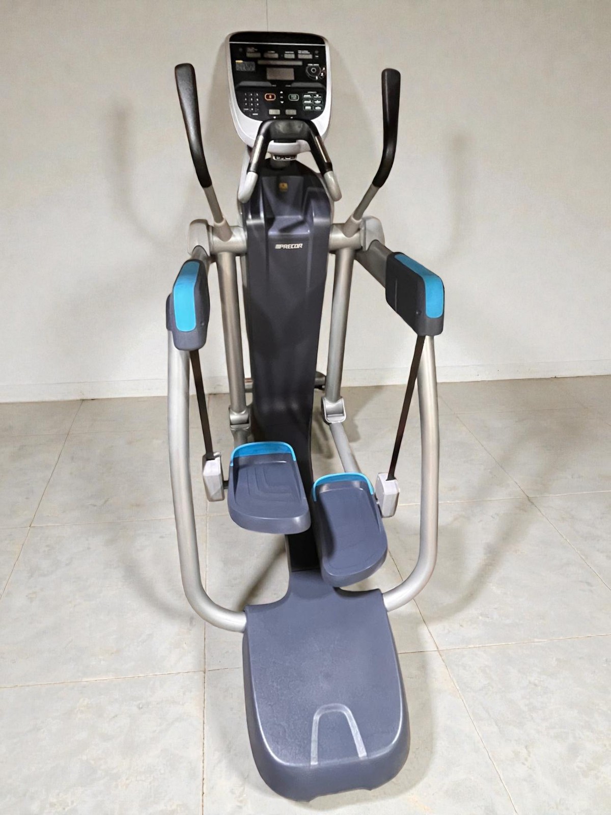 Precor AMT 835 with Open Stride w/ P30 Console  - Cleaned & Serviced