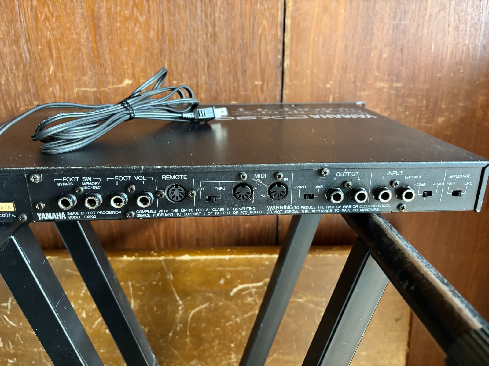 YAMAHA FX900 SIMUL Effects Processor Multi Effects New internal battery