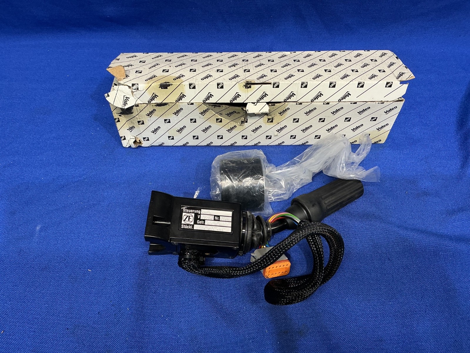 NEW OEM JLG SkyTrak Lull Telehandler Trex Valeo Joy Stick Control 4 Speed DW-3