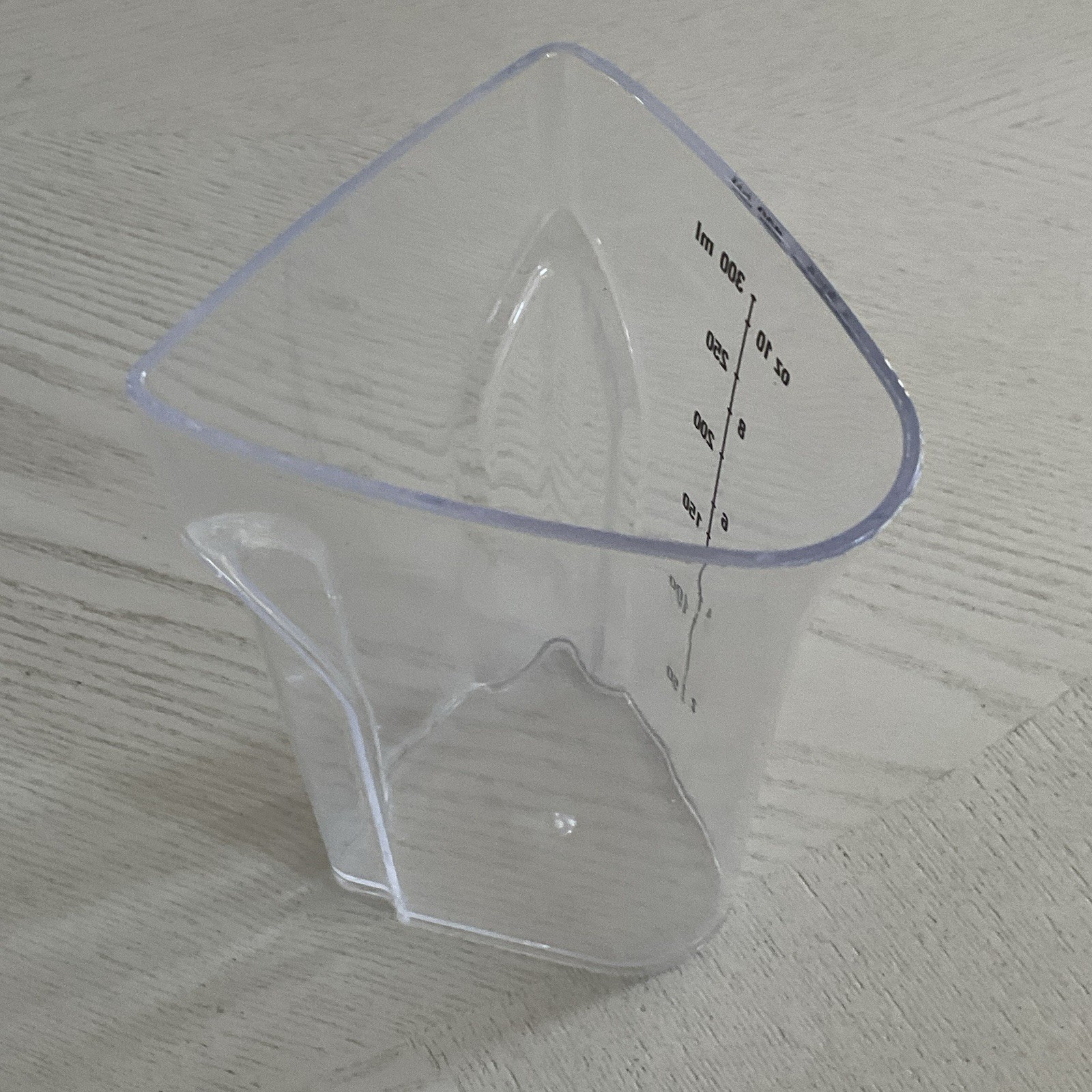 BLACK & DECKER Juicer Measuring Cup Extractor Replacement Part JE2200B
