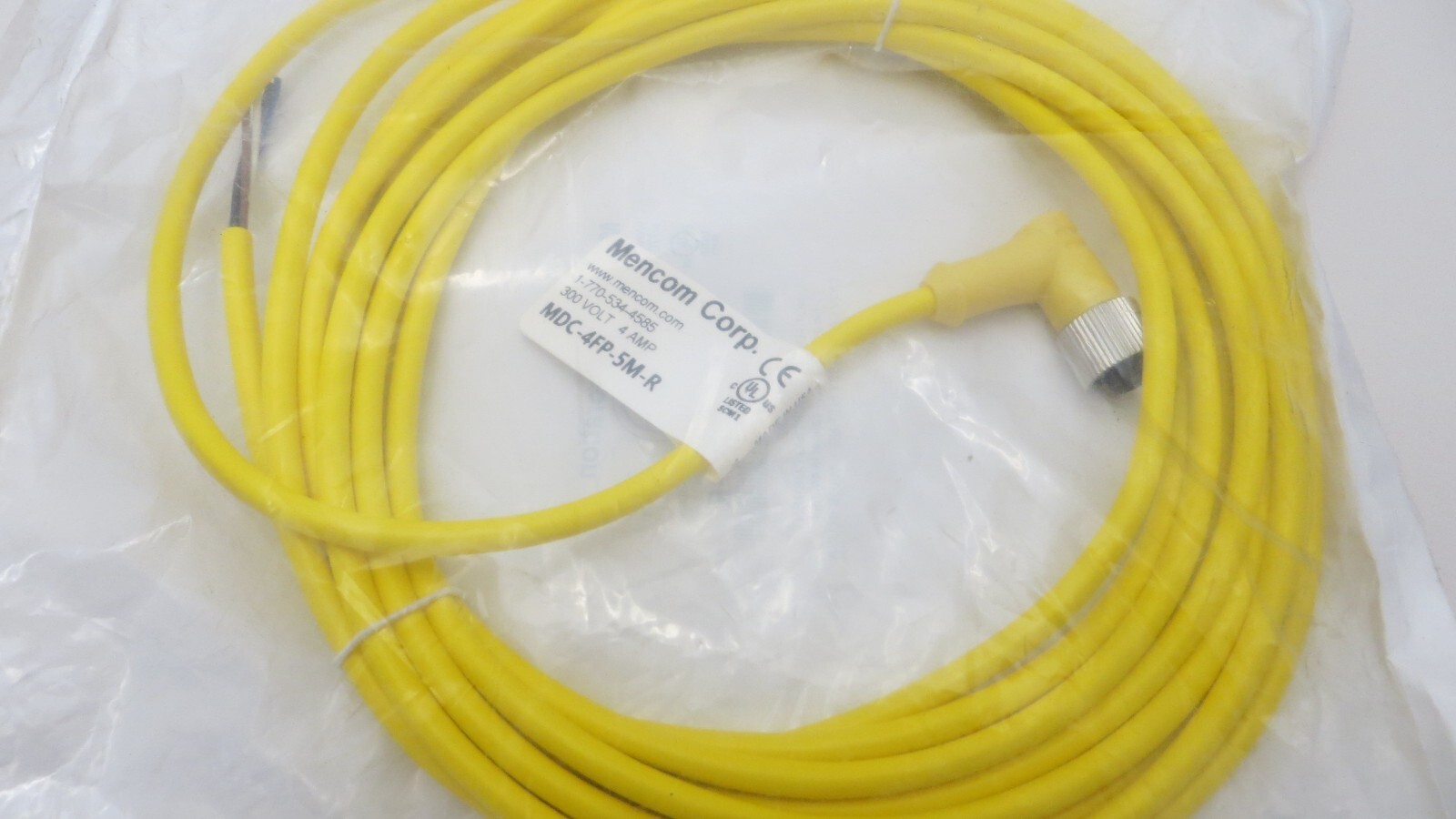 Mencom MDC-4FP-5M-R Cordset 4 Pole Female Right Angle