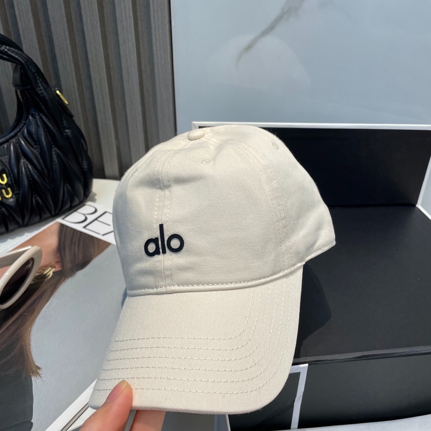 New Fashion Logo Embroidered Baseball Cap Hat Unisex Adjustable WHITE