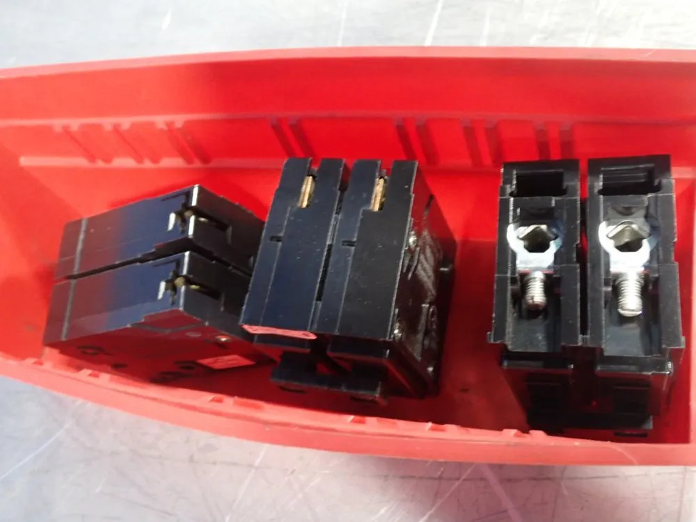 EATON E-7819 CIRCUIT BREAKER 10210123170