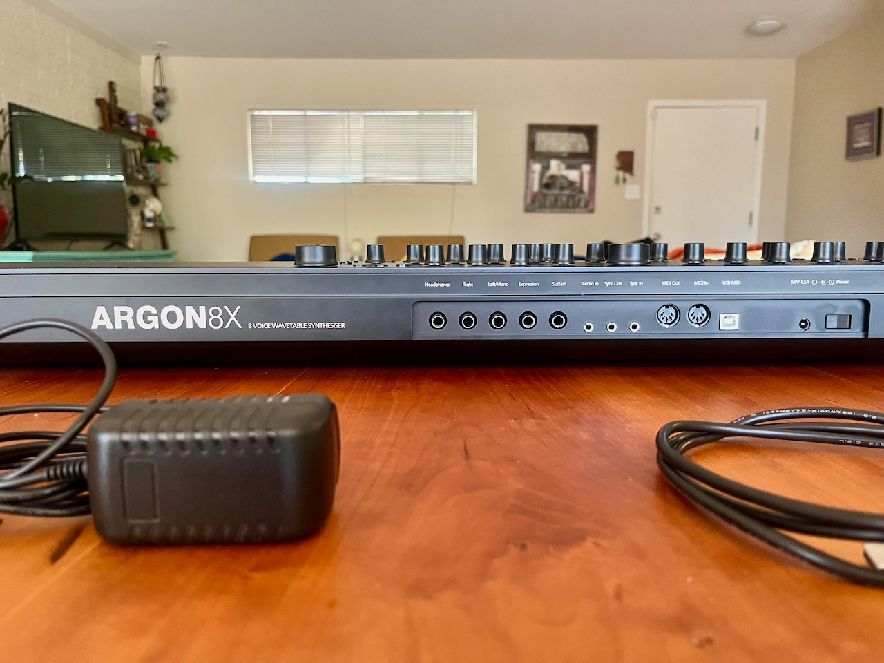 Modal Electronics Argon8X 61-Key 8-Voice Polyphonic Wavetable Synthesizer