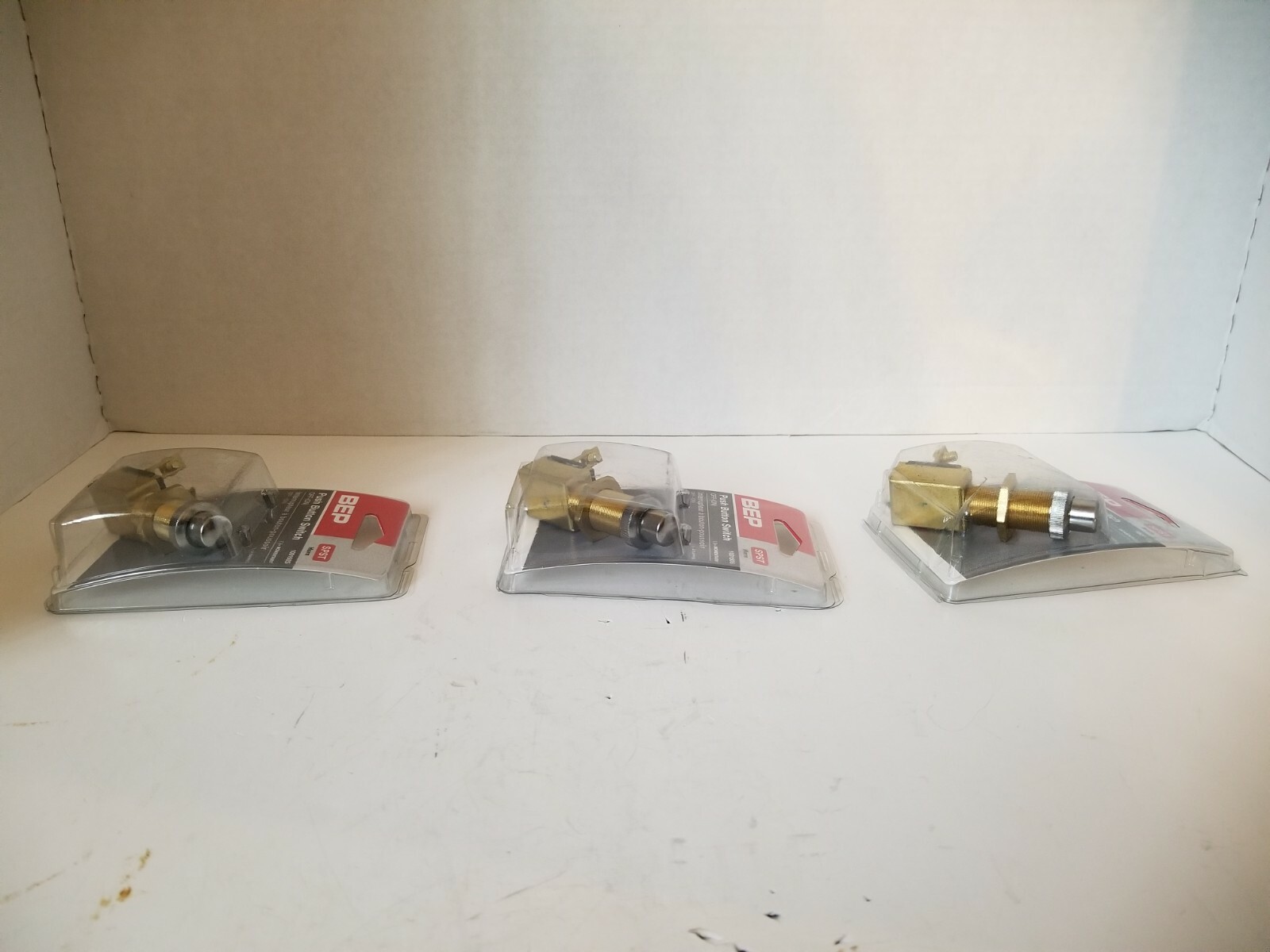 Lot of 3 BEP Push Button Switch, OFF-(ON), 6-36VDC, SPST, 1001505