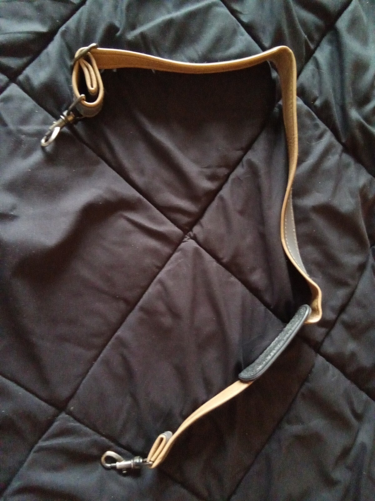 CLIP-ON LUGGAGE ADJUSTABLE SHOULDER STRAP GRAY AND BROWN 54"