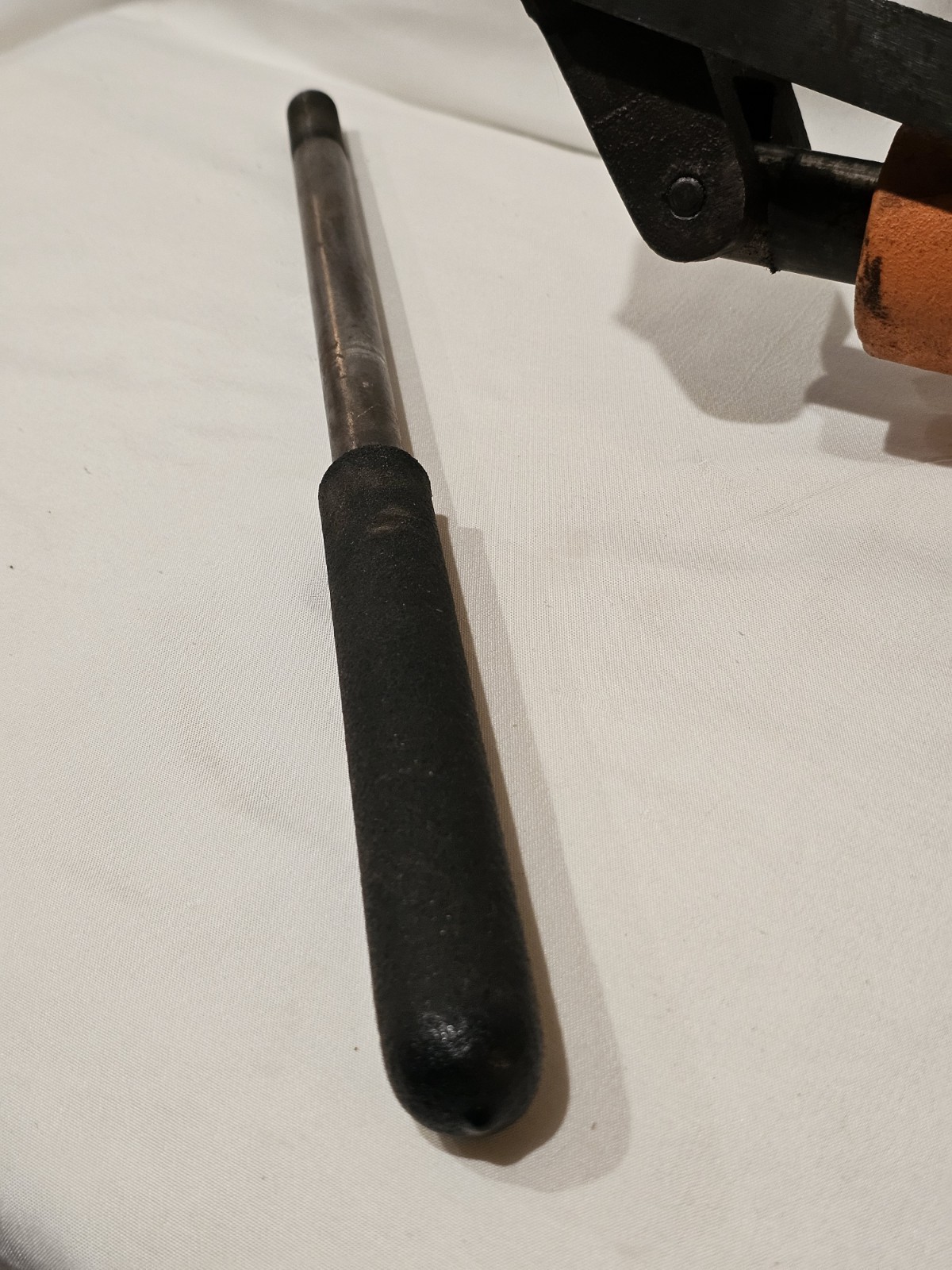 LYMAN ORANGE CRUSHER RELOADING PRESS CAST IRON SINGLE STAGE VINTAGE