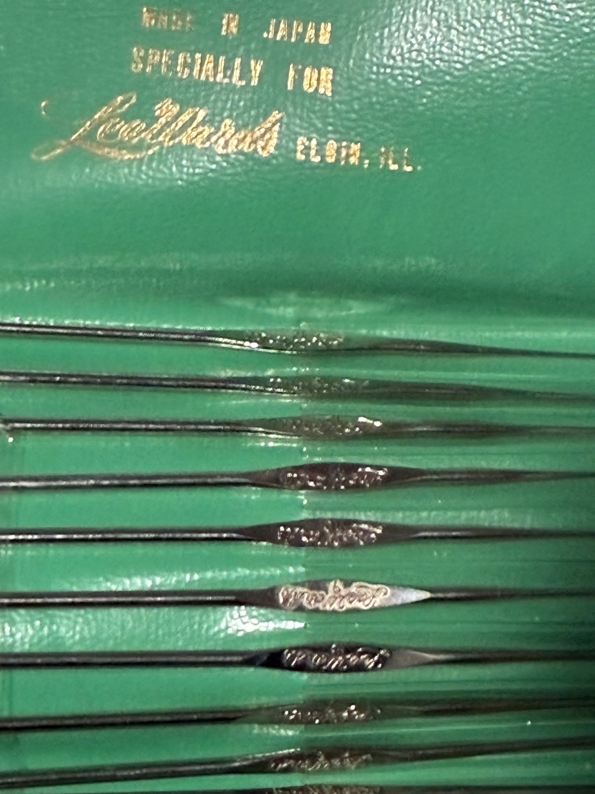 Lee Wards Vintage Crochet Hook Set In Green Case Made In Japan
