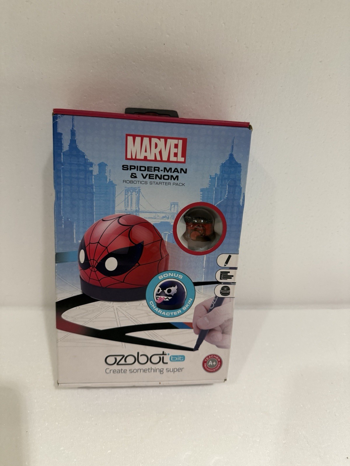 Ozobot Marvel Spider-Man & Venom Robotic Starter Pack  Marvel