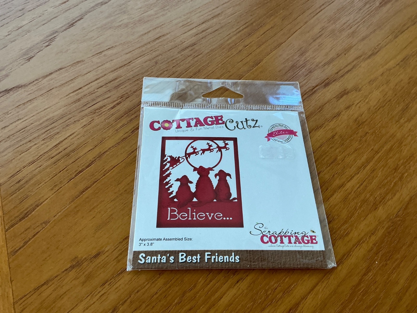 Cottage Cutz Santa's Best Friend Metal Die, #CCE-489