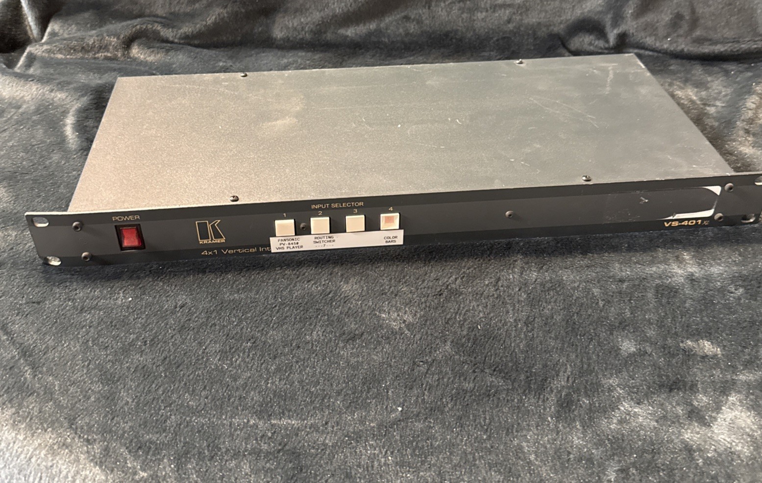 Kramer VS-401 XL Professional vertical interval switcher.