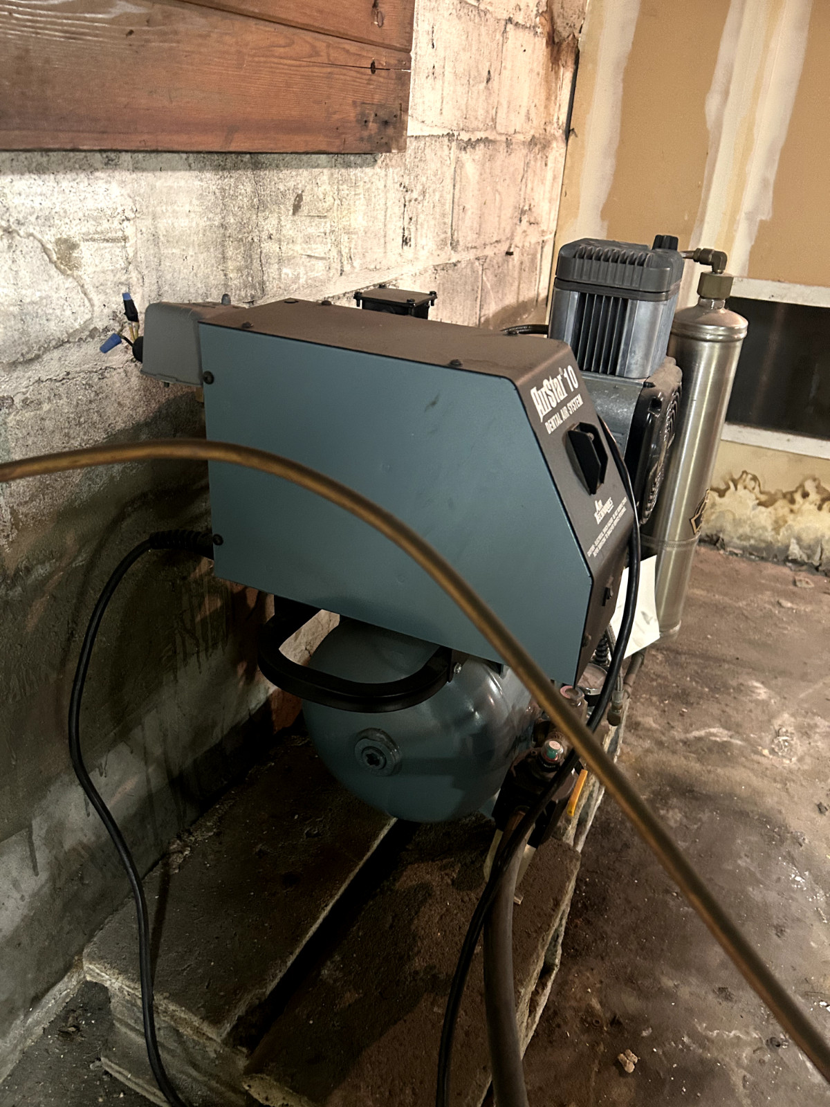 Air Techniques Air Star 10 dental air compressor WORKING