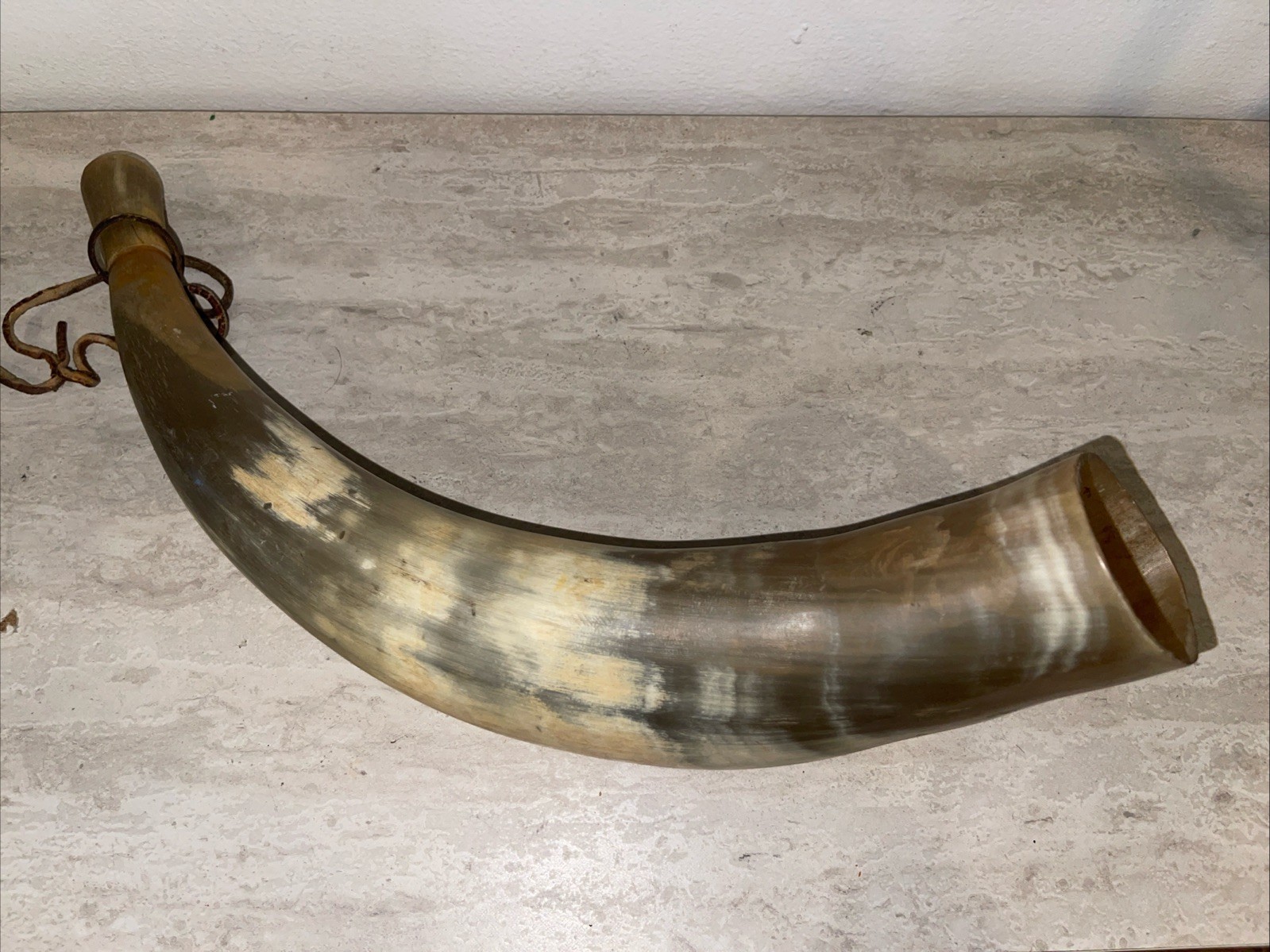 Fantastic Antique 19th Century American Old Powder Horn with Scrimshaw Carved