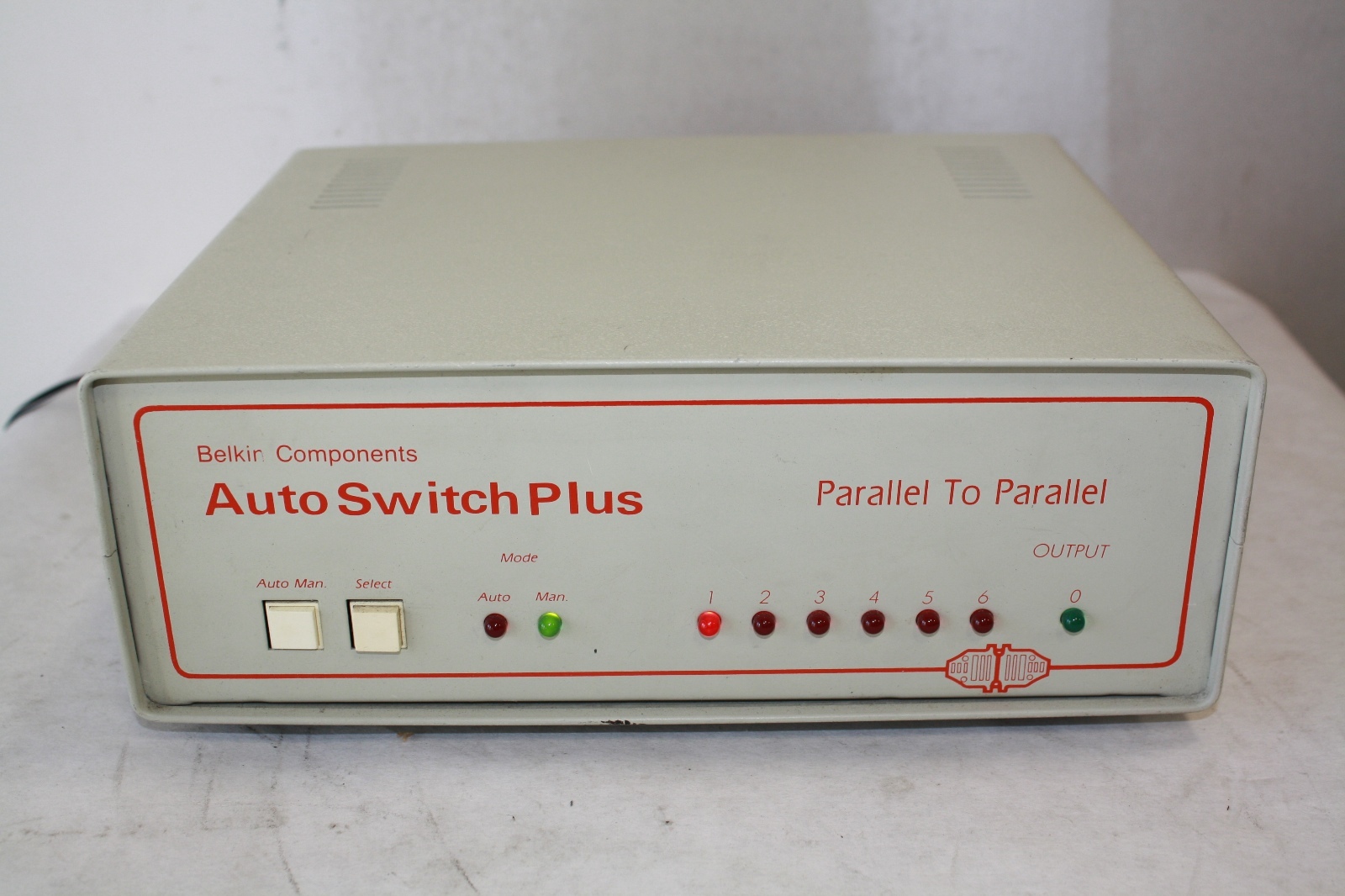 BELKIN COMPONENTS AUTO SWITCH PLUS