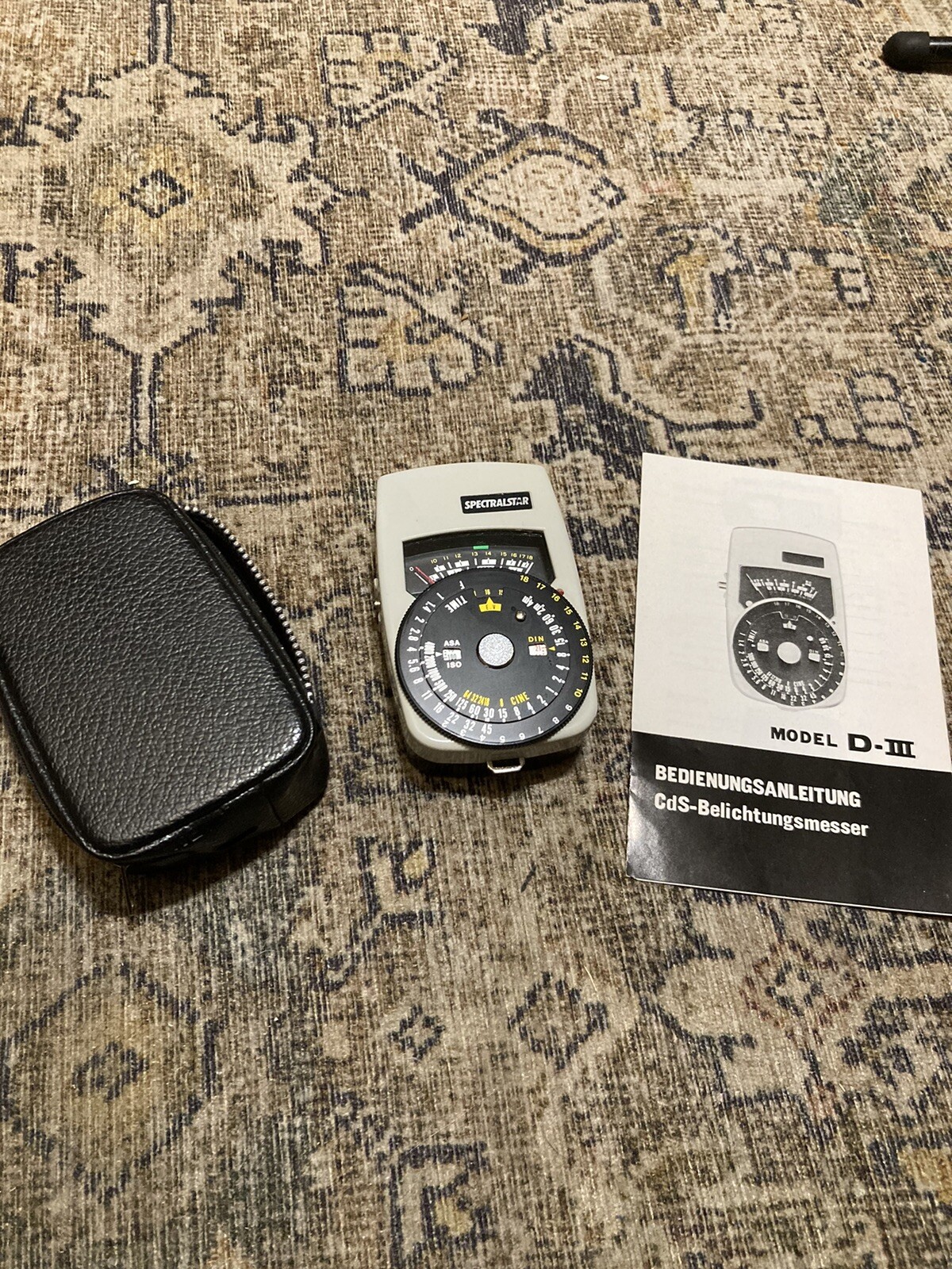 Mint Spectralstar Model D-3 Light Exposure Meter With Case And German Manual