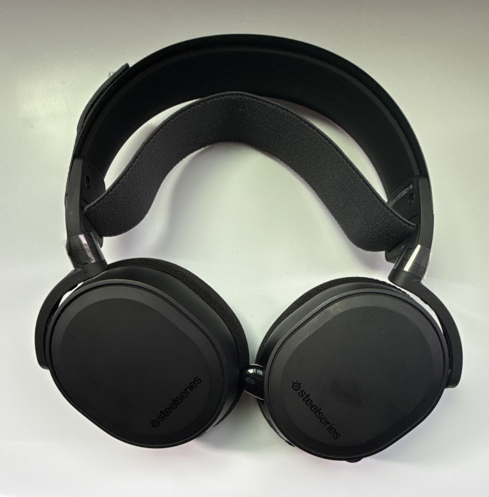 SteelSeries Arctis 7 + Black Wireless Bluetooth Gaming Headset - No Dongle