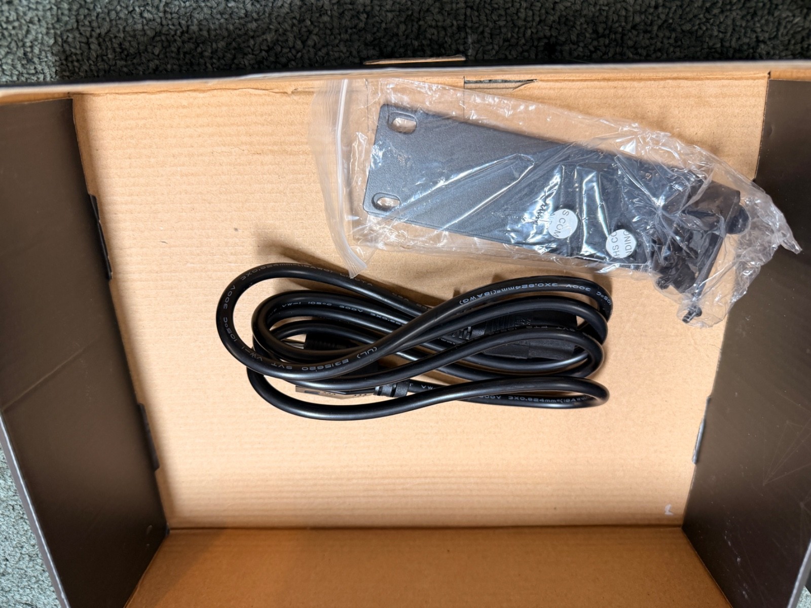 Luxul XWC-1000 V2 Wireless Access Point Controller