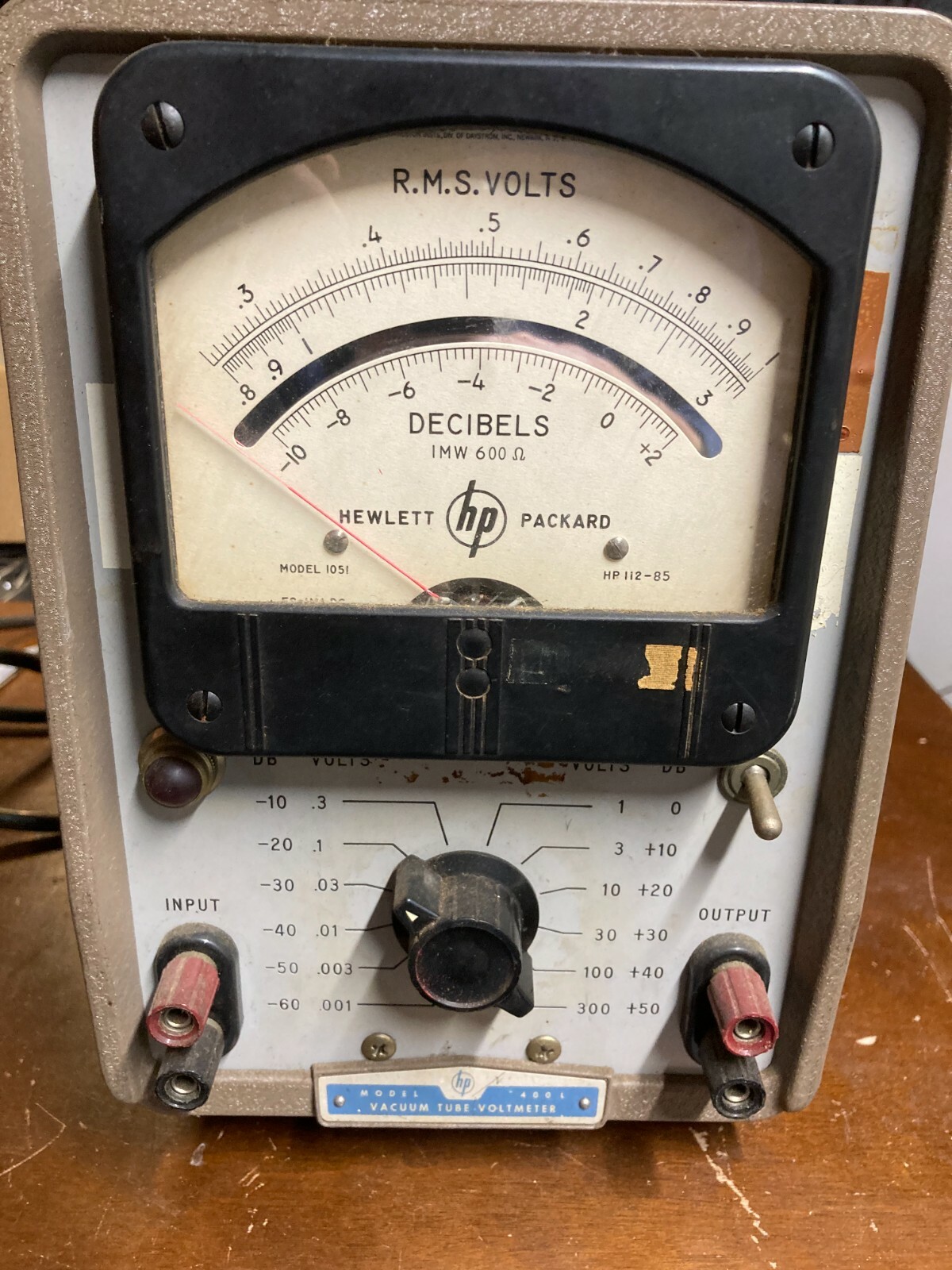Vintage HP 400L Vacuum Tube Volt Meter VTVM Hewlett Packard 1051 112-85