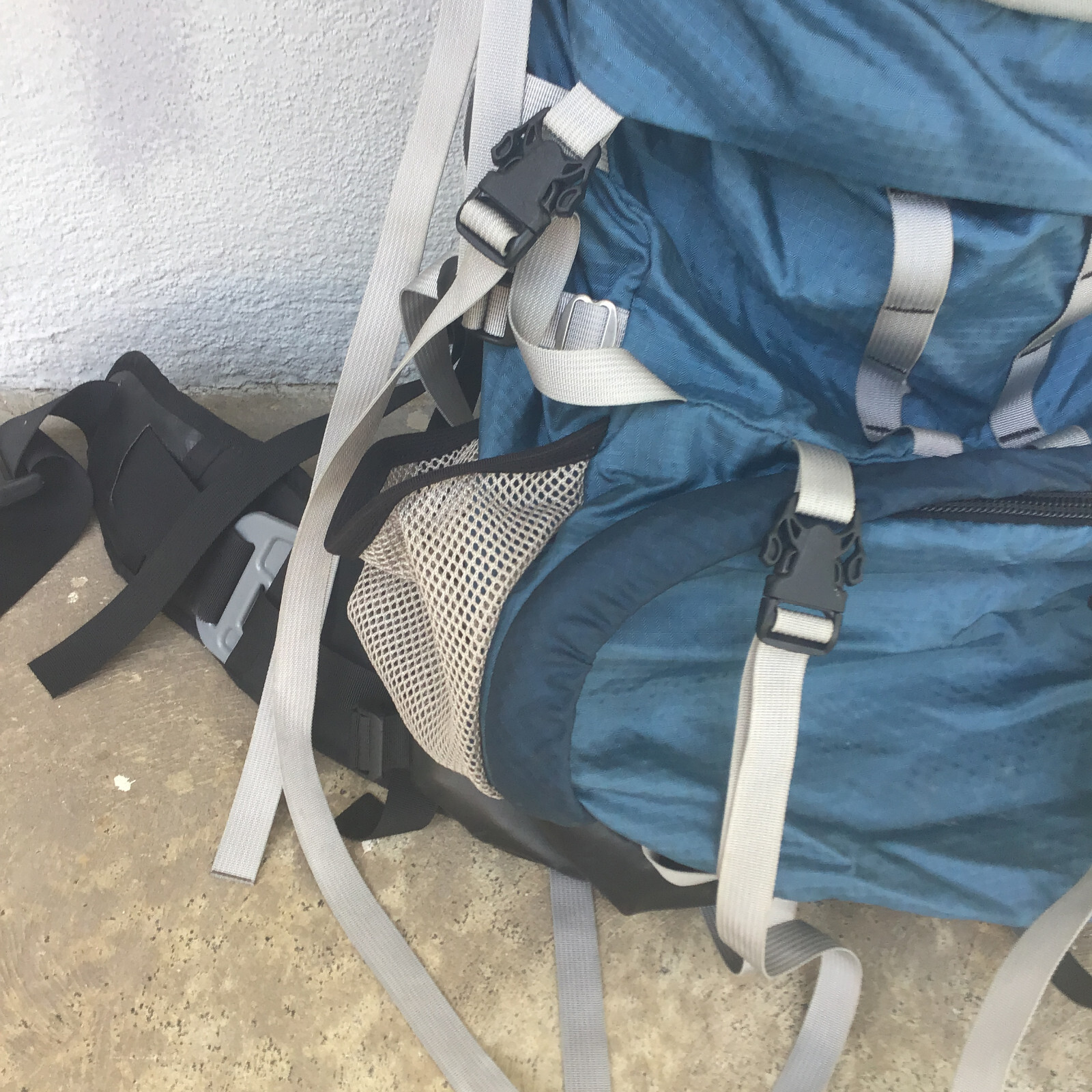 Gregory Shasta Hiking Trail Camping Internal Frame Backpack Size Large Blue Gray