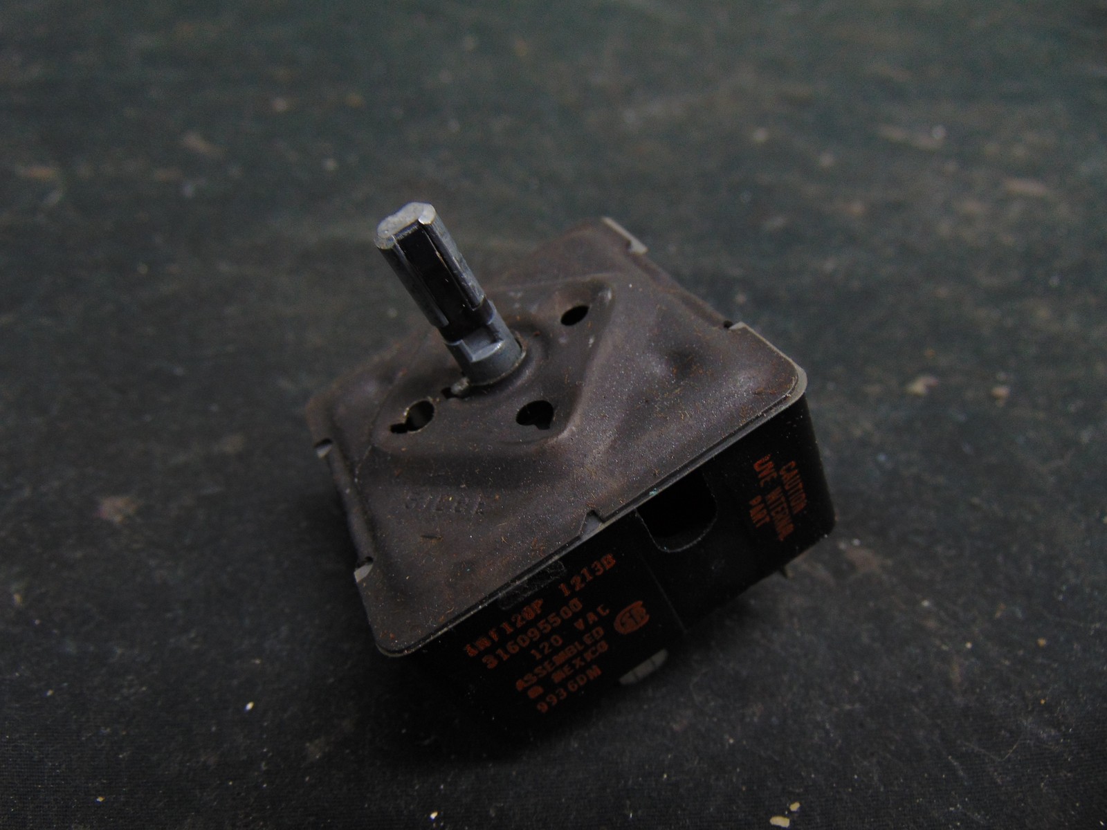 Frigidaire Electric Range FEF369CGSB Infinite Warmer Switch 316095500
