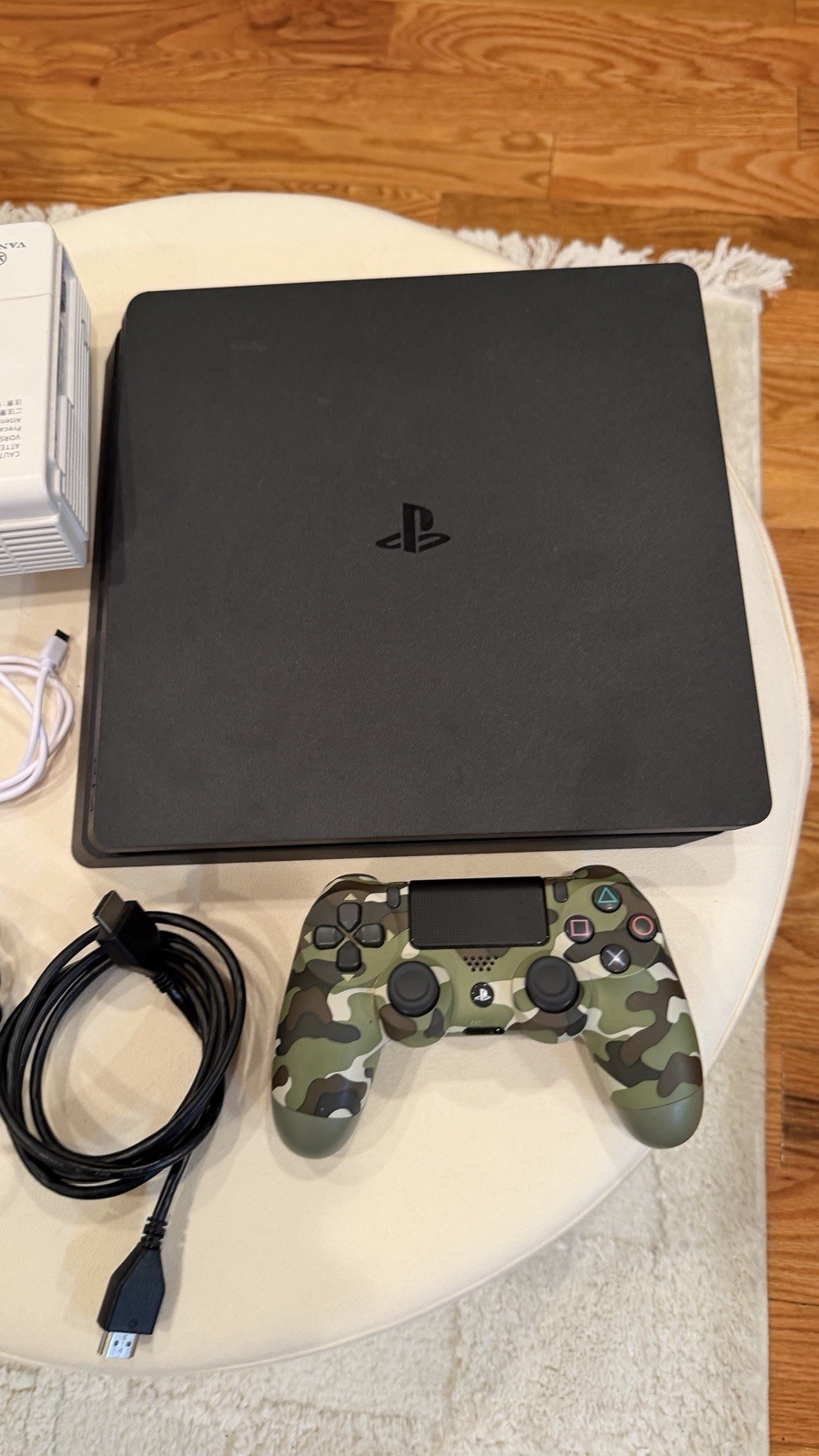 Sony PlayStation 4 Slim 1TB Bundle VANKYO Projector Controller Cables