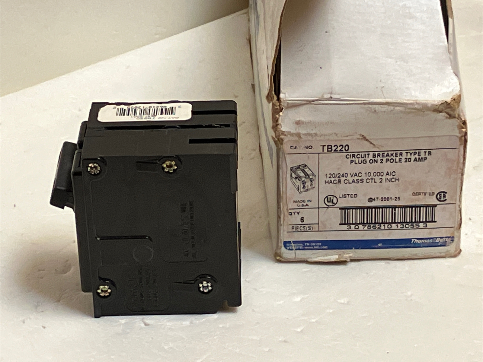 Thomas & Betts TB TB220 2 Pole 20 Amp 240 V Push In Circuit Breaker NEW!!