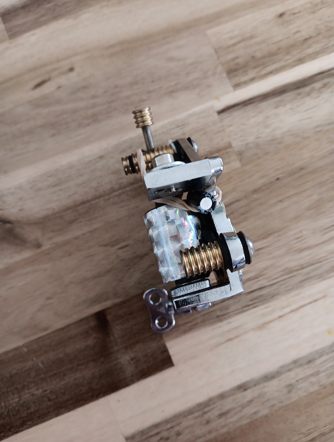 Six gun coil tattoo machine