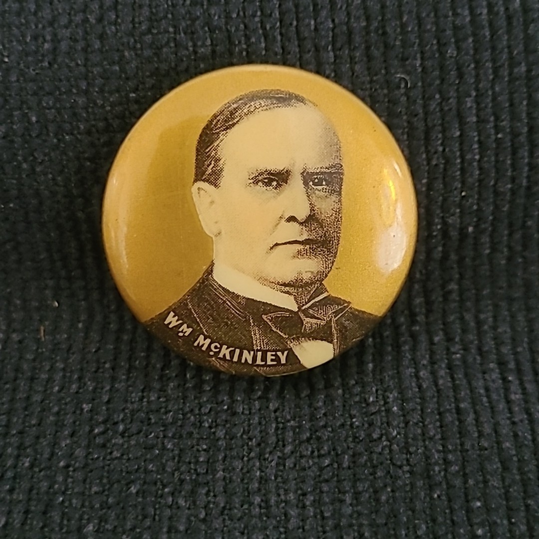 1900 McKinley Gold Portrait Pinback Button 1.25"  Presidential Campaign