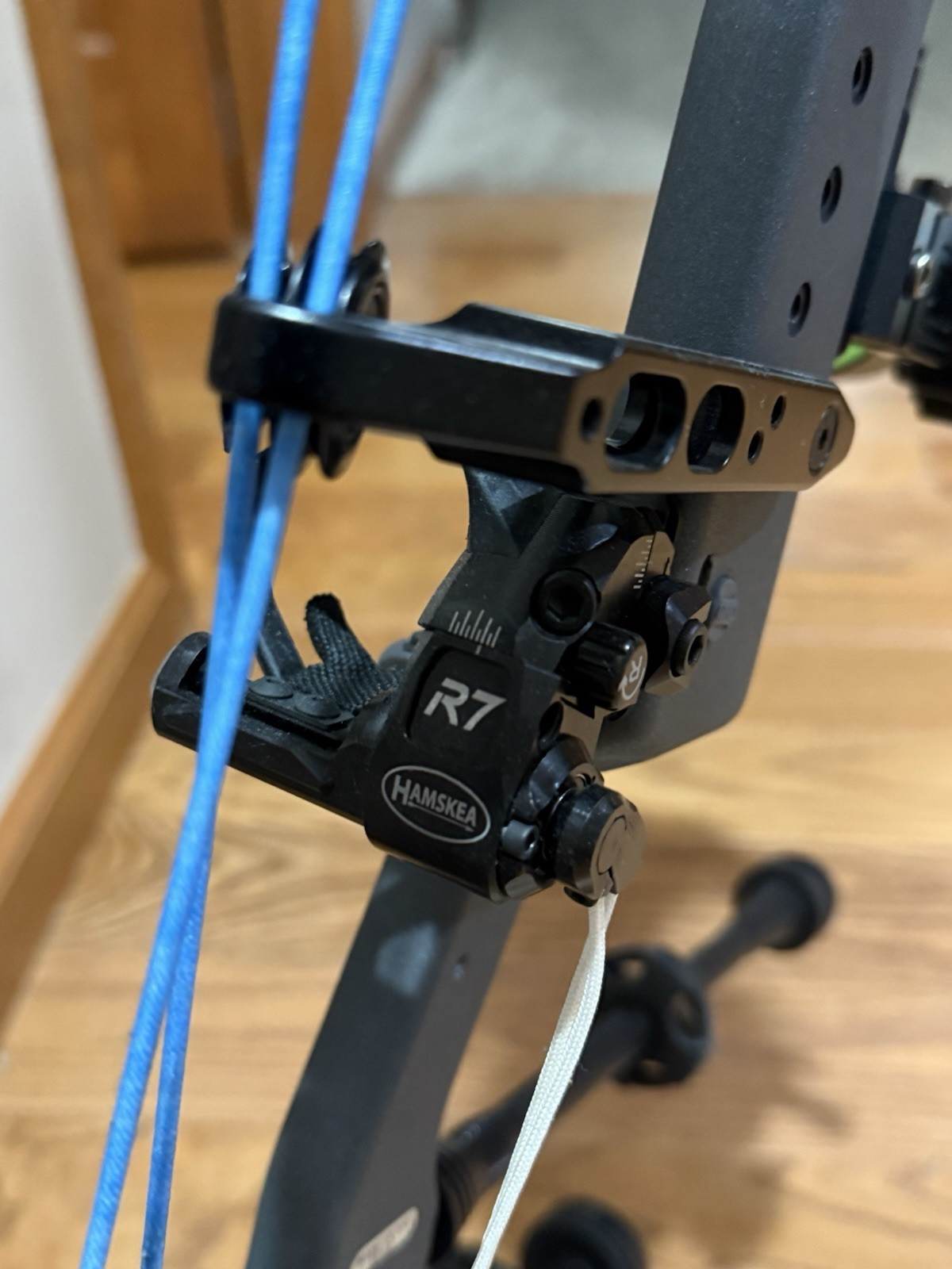 PSE Sicario Compound Bow Package Right Handed 70