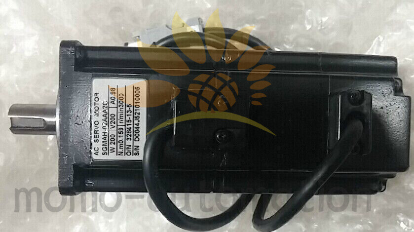 Used One Yaskawa Servo Motor SGMAH-02AAA2C 200W tested