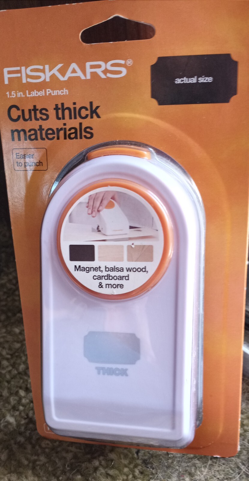 Fiskars 107230-1002 Cuts Thick Materials 1.5" LABEL Shape Punch