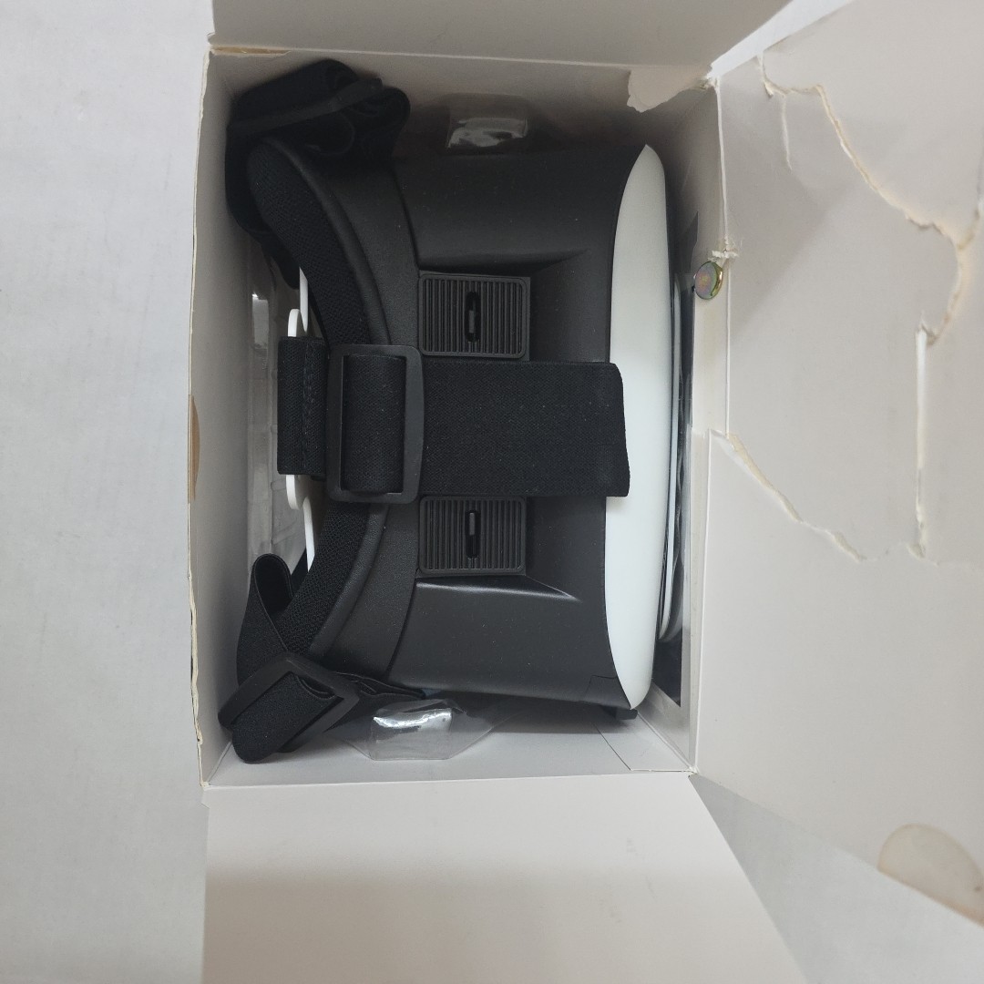 Xtreme VR Vue FX VR Headset Virtual Reality Viewer For iPhone Android 3.5–6”
