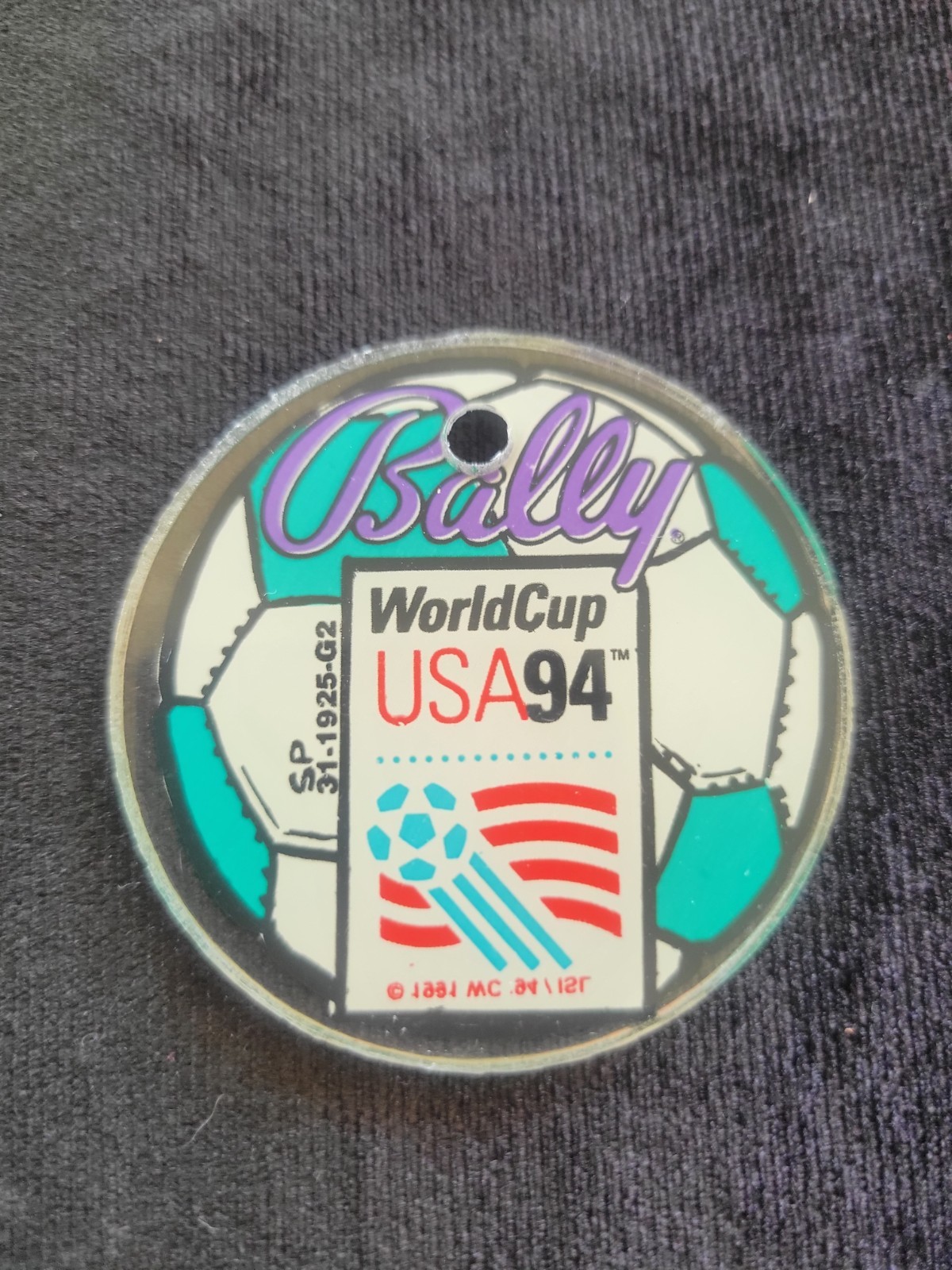 WORLD CUP SOCCER 1994~Key Fob~BALLY Pinball Promo Plastic~NOS~ Last one I have.