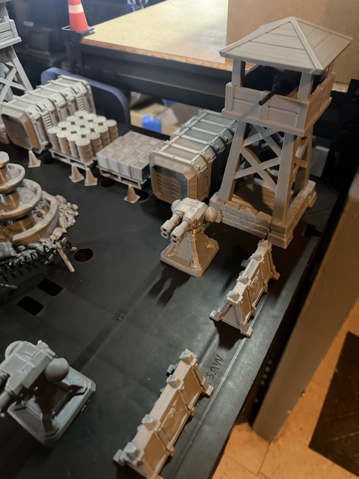 Warhammer DnD Compatible Destroyed Prison Gray Unpainted