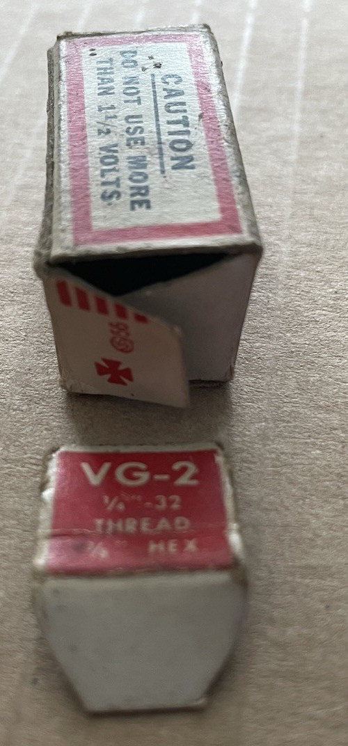 Vintage CHAMPION Glow Plug VG-2 (Box Only) Model Airplane Engine
