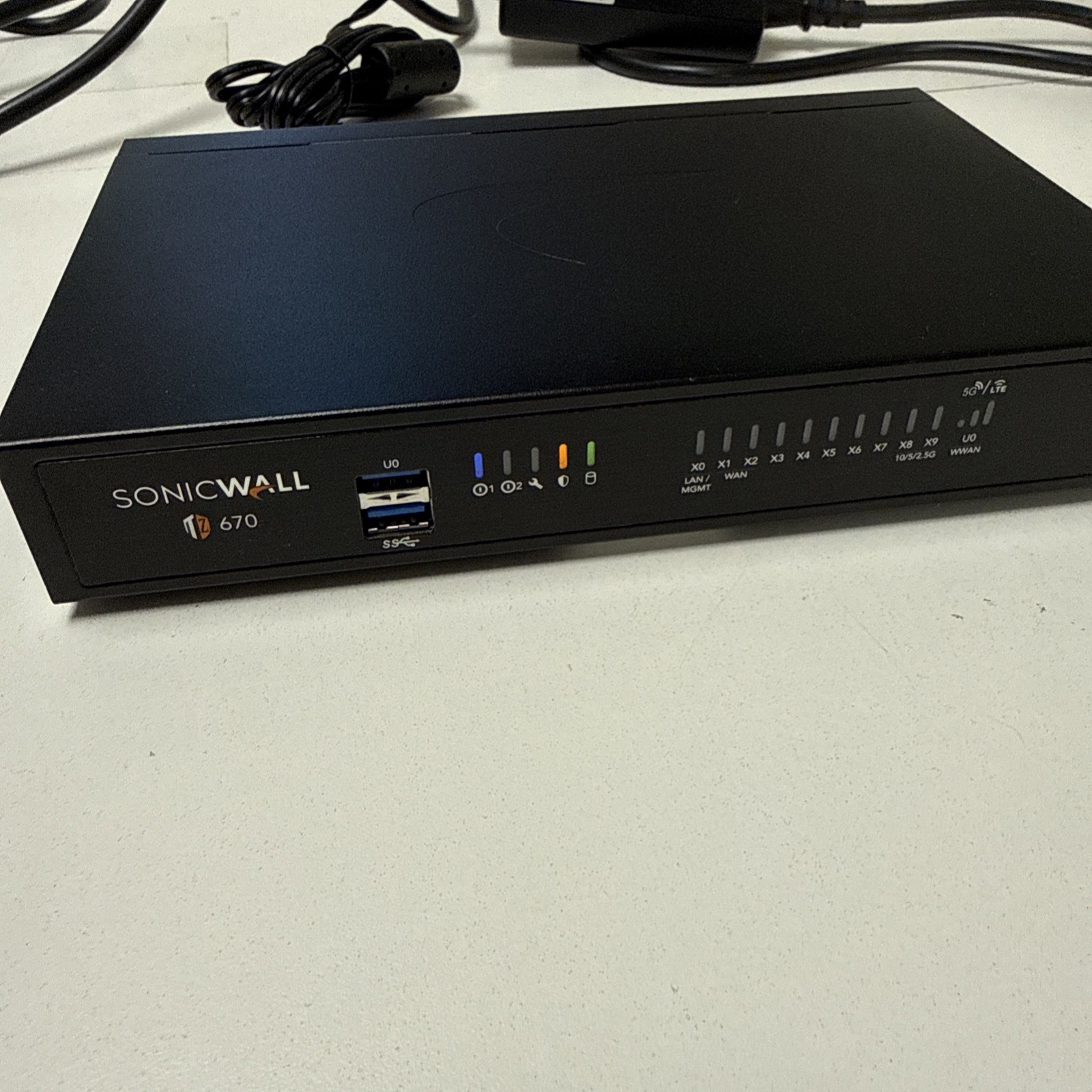 Sonicwall TZ670 Network Security Firewall Appliance with Power Adapter