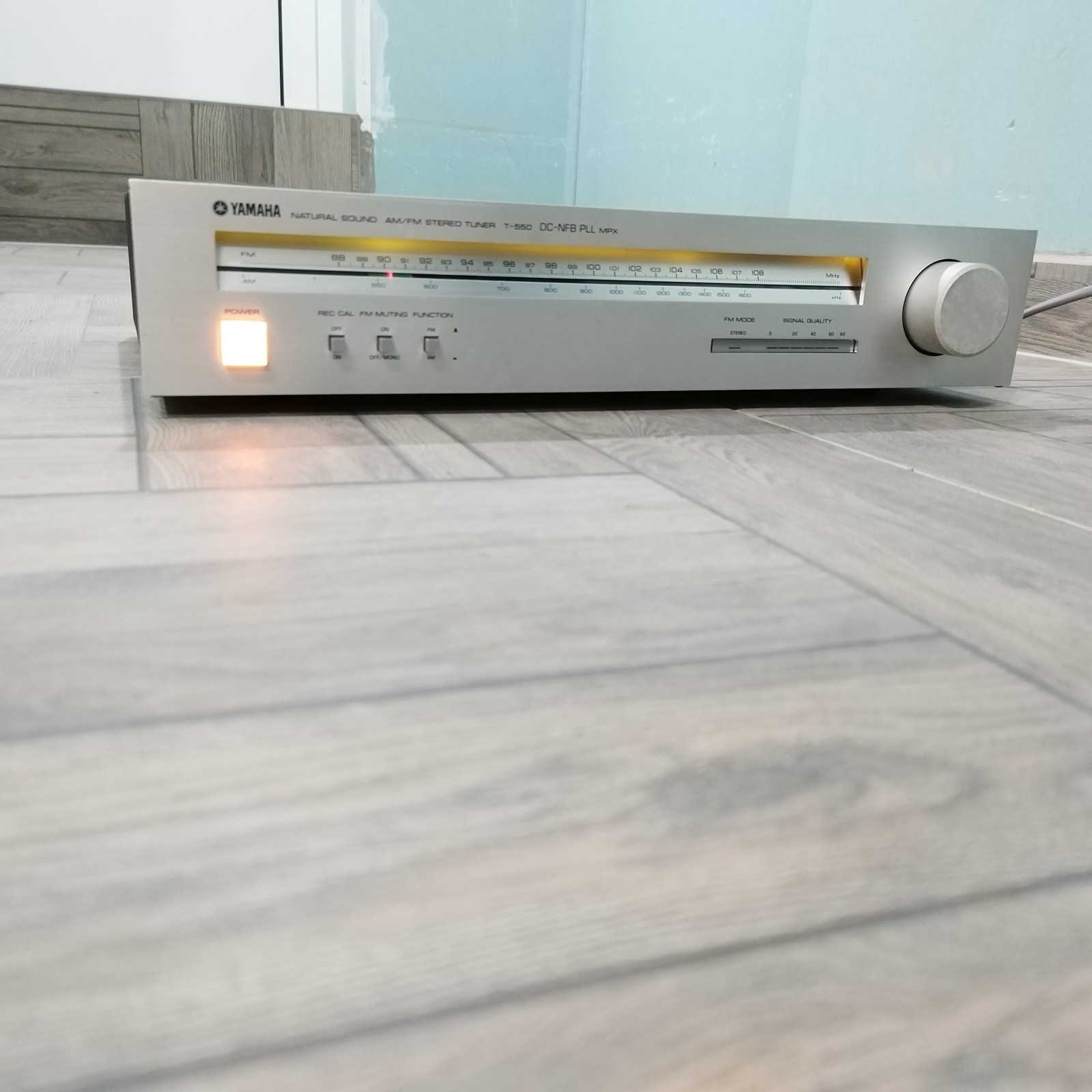 Yamaha T-550 Vintage Tuner