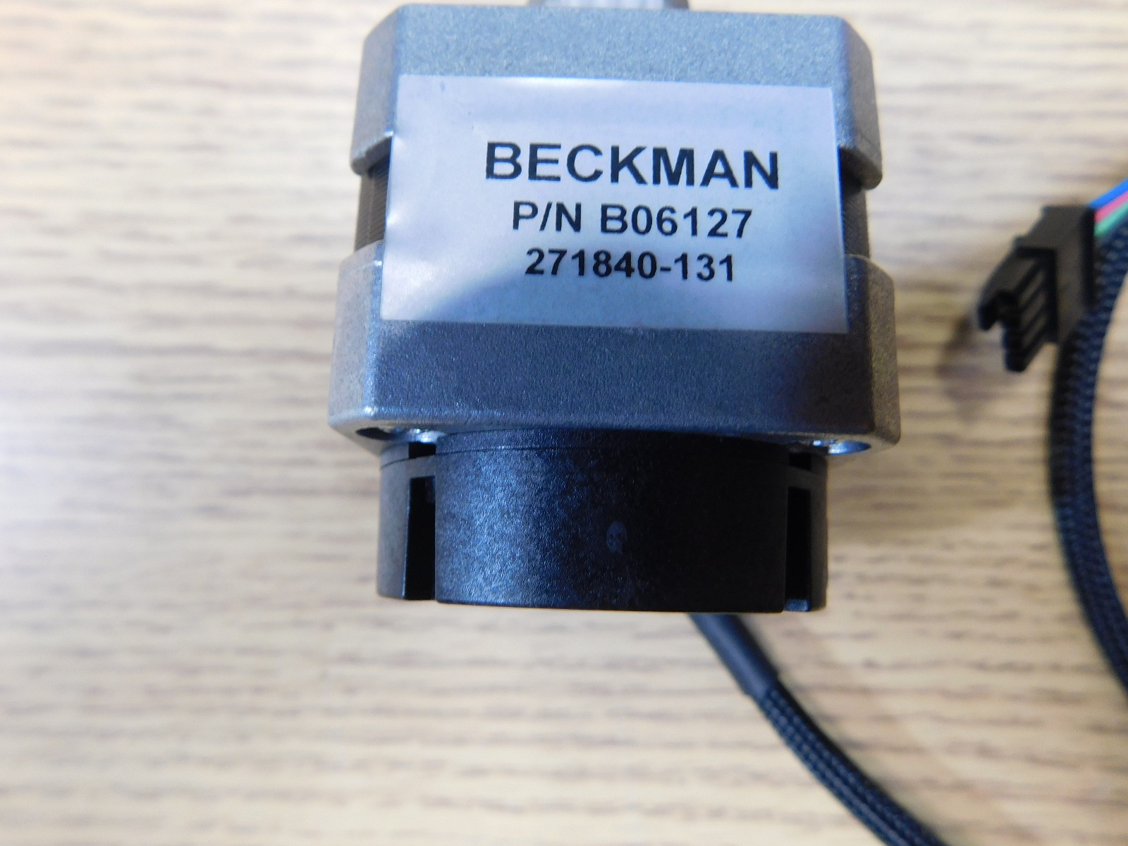 Beckman Stepper Motor B06127