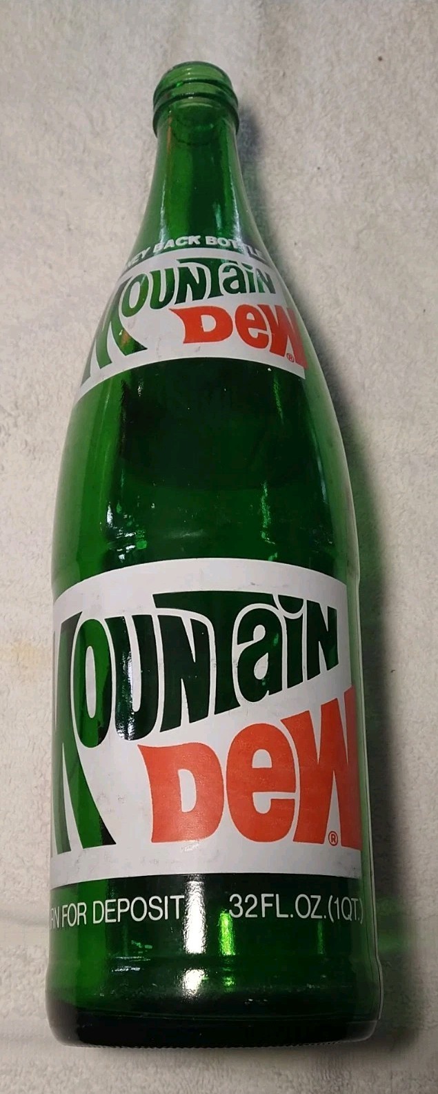 RARE Vintage Mountain Dew Glass Bottle 1969-1980s 32 fl. oz.