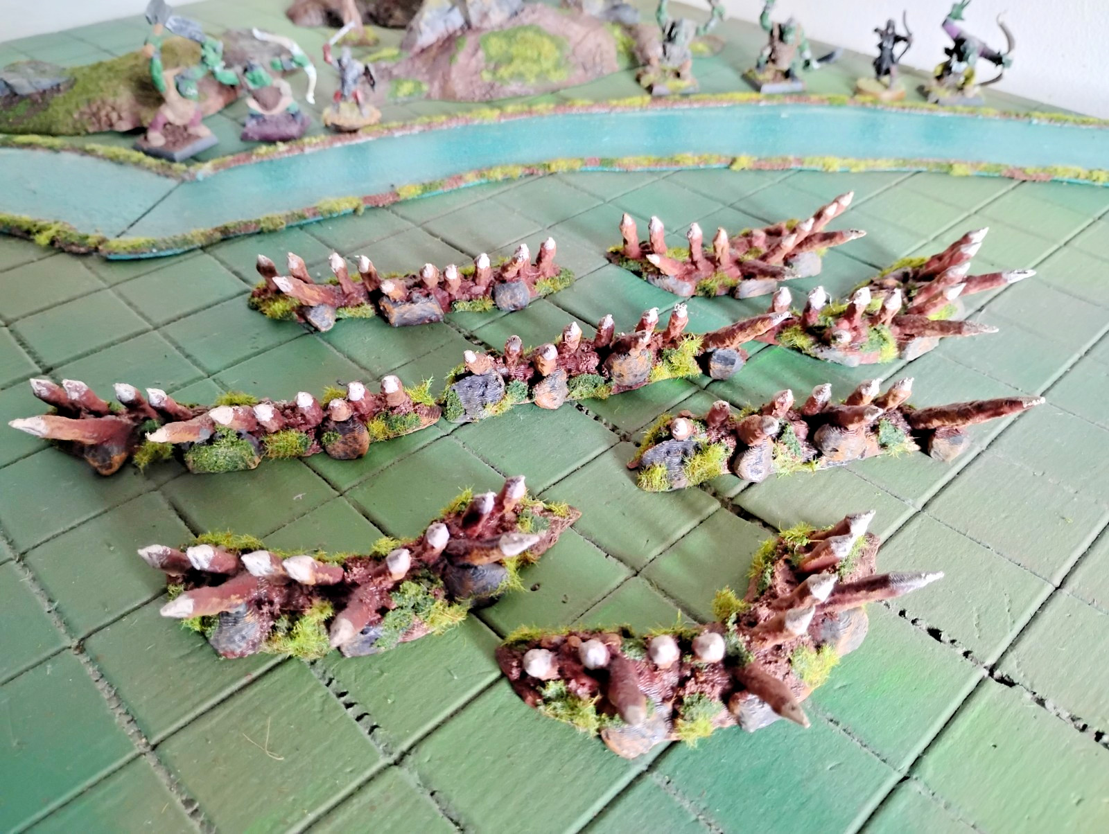 Wargame Terrain 25mm 28mm Spiked Barricades (8 pc) Painted Table Ready