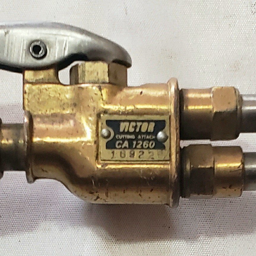 Victor Welding Cutting Torch Set CA1260 Attachment J100C Handle 0-3-101 Tip USA