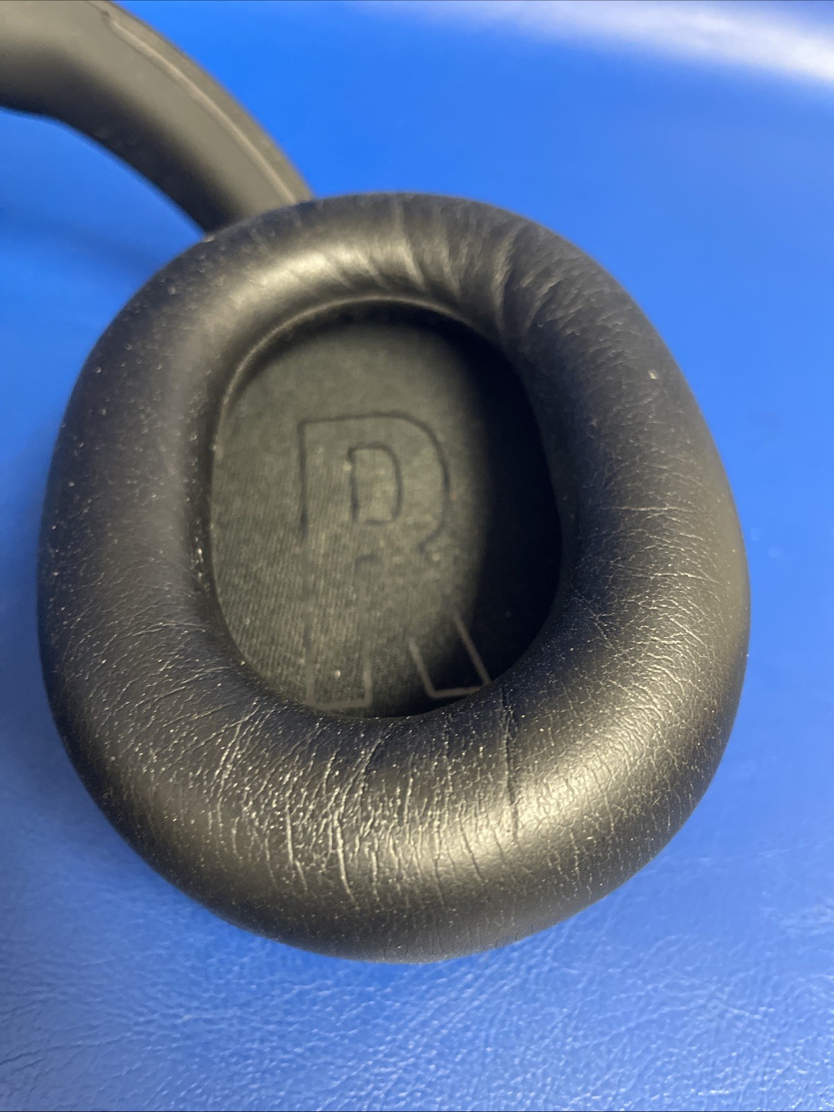 USED Poly Voyager Surround 85 UC Wireless Headset - USB Adapter Not Included