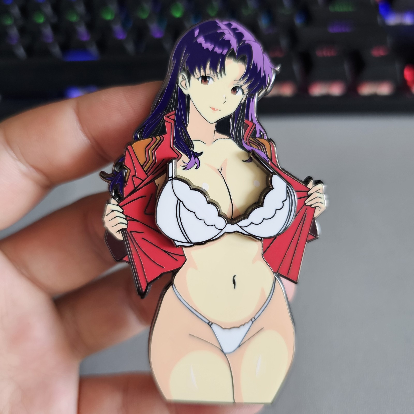 Anime figure Misato Katsuragi Metal Magnetic Enamel Pin Badge New Collectible