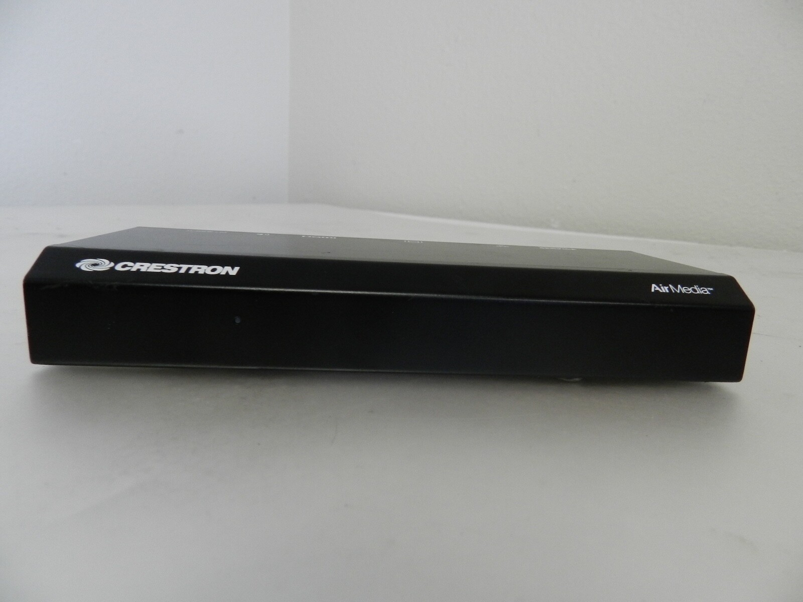 CRESTRON AM-100 AirMedia Presentation Gateway