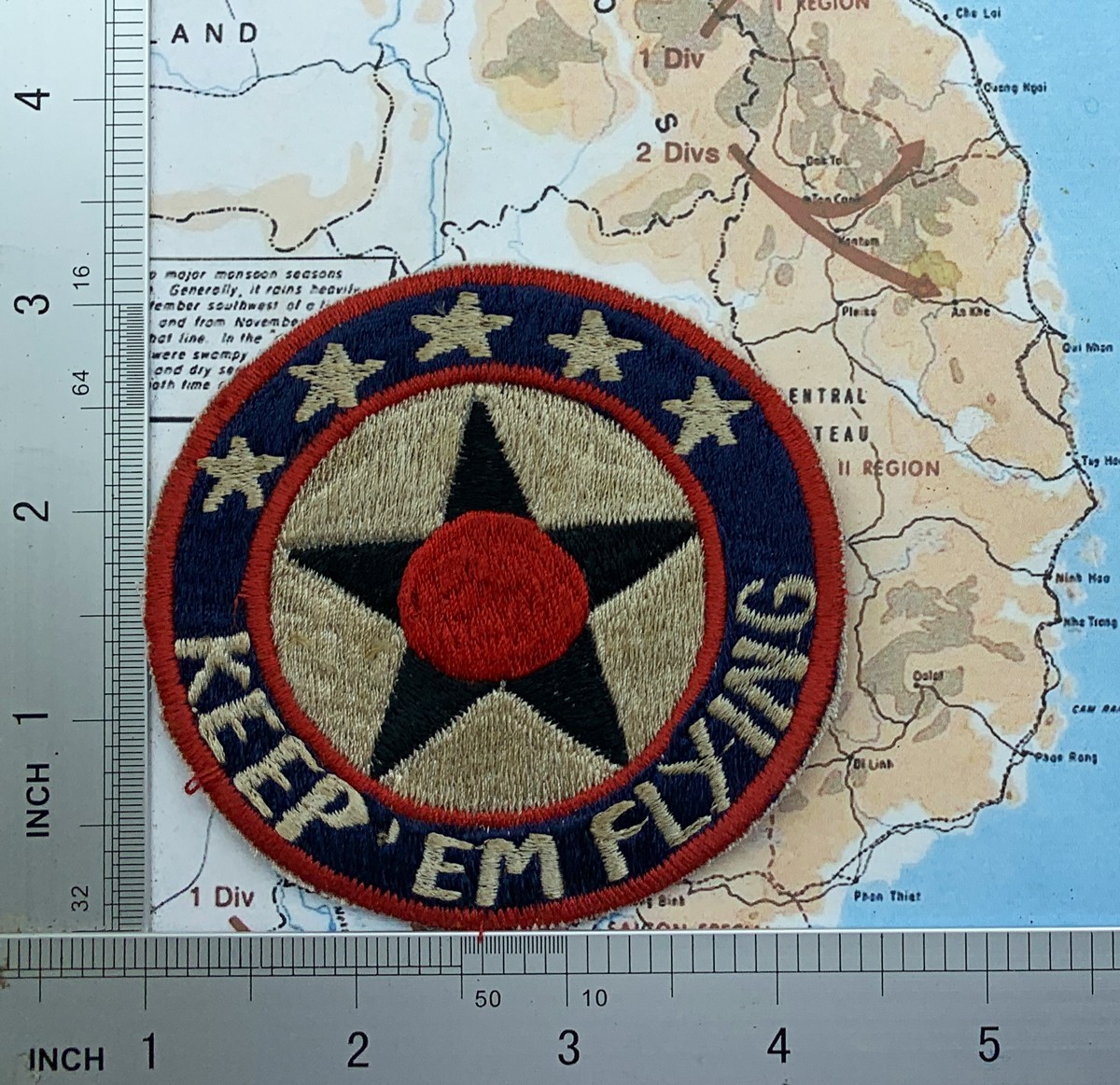 patch , Civilian patch Keep 'Em Flying aircraft factory worker , t11-312