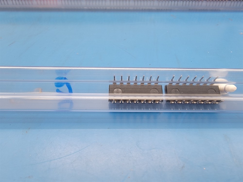 New (51pcs) SN74HC14NE4 TEXAS INSTRUMENTS IC Logic