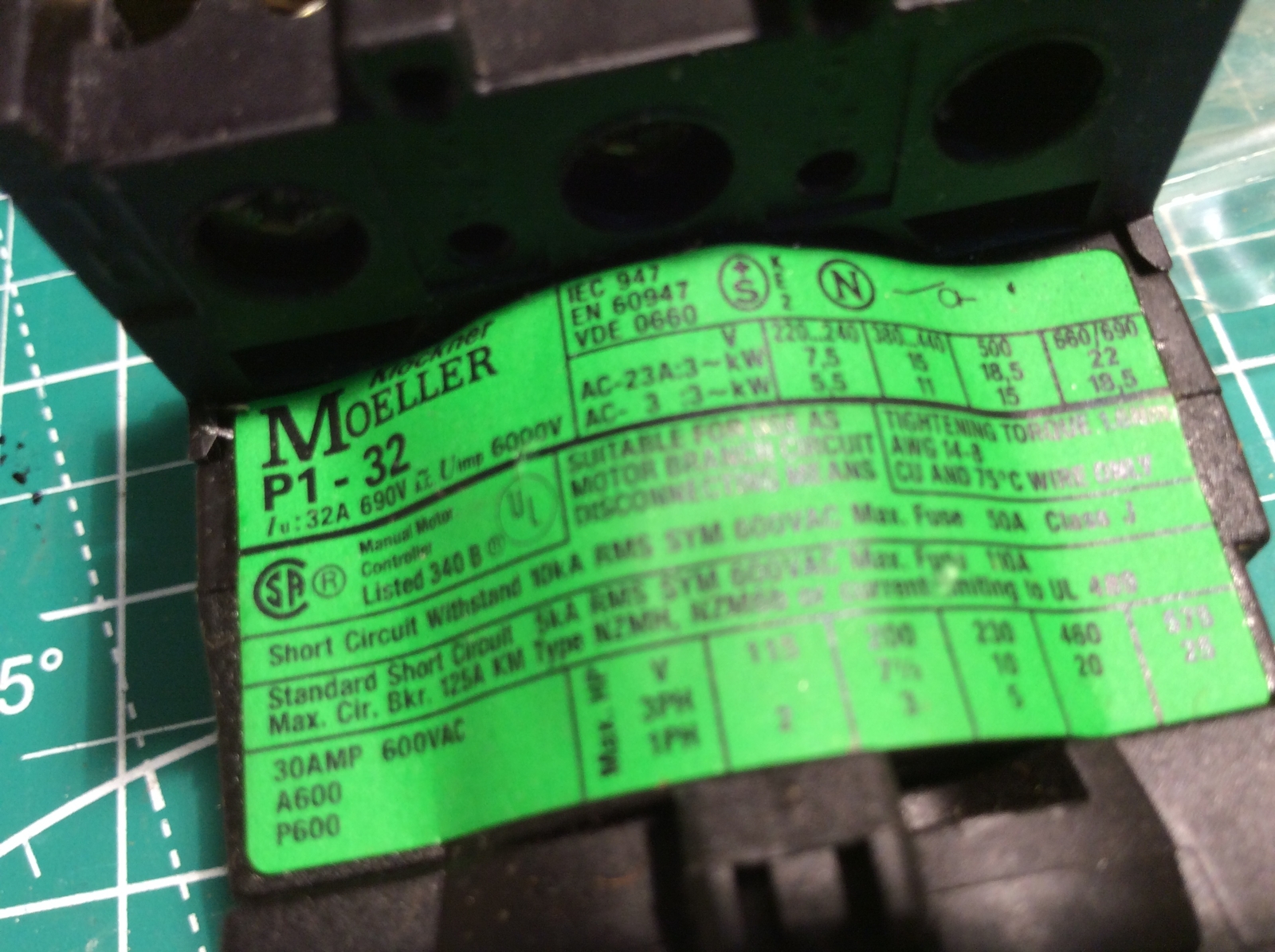 1 pc Moeller P1-32/V/SVB Main Switch, New (334)