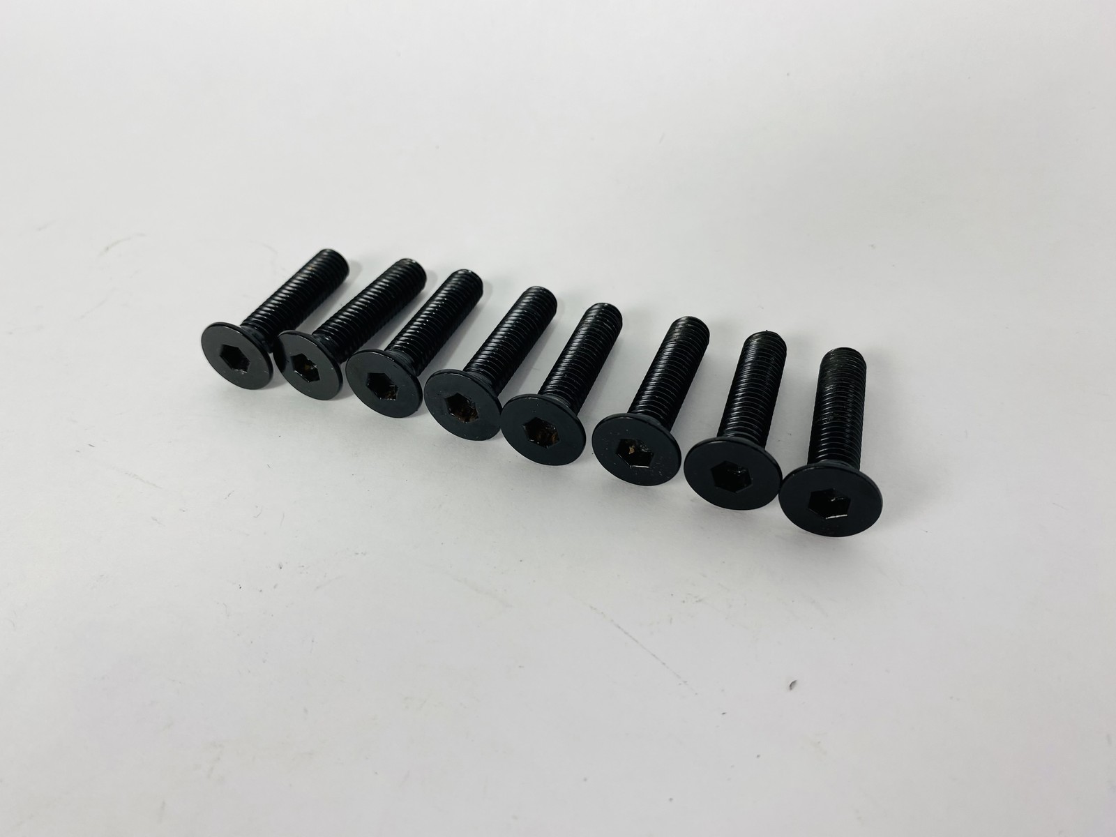 Precor TRM211 Treadmill Deck Bolts Screws (HP137)