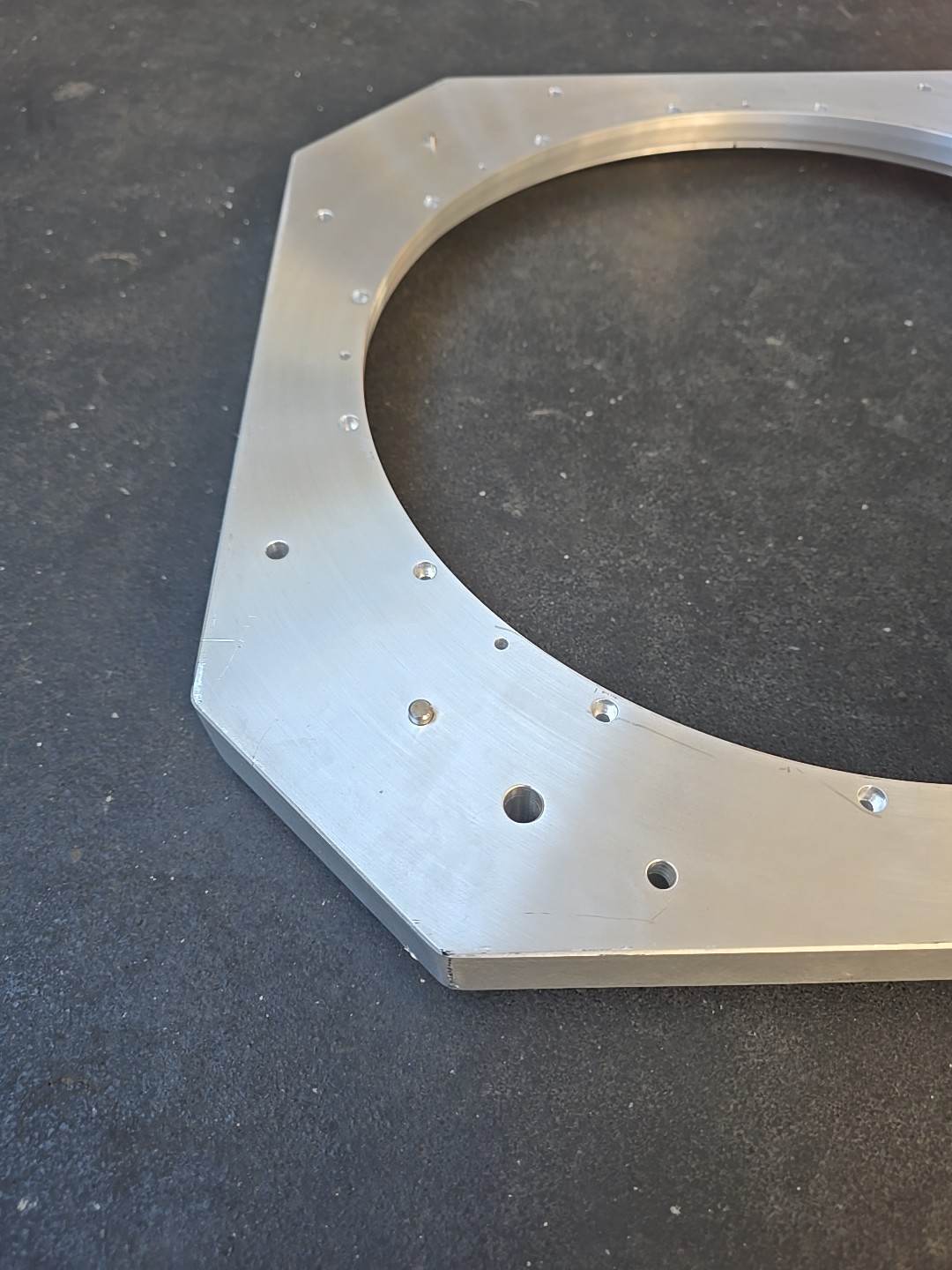 0020-23042 / AMAT ADAPTER SOURCE 13 INCH / APPLIED MATERIALS